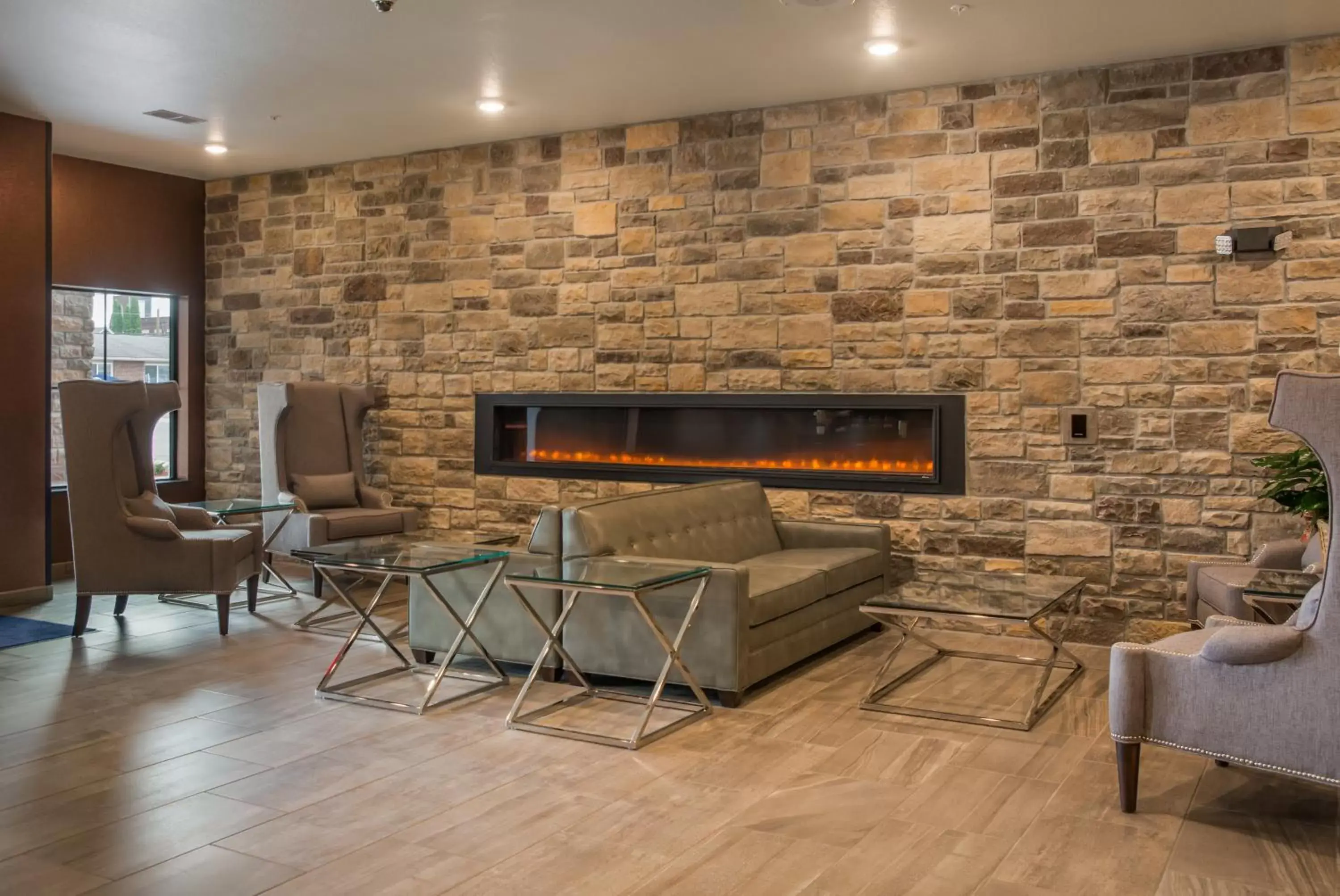 Lobby or reception, Seating Area in Cobblestone Inn and Suites - Ashland