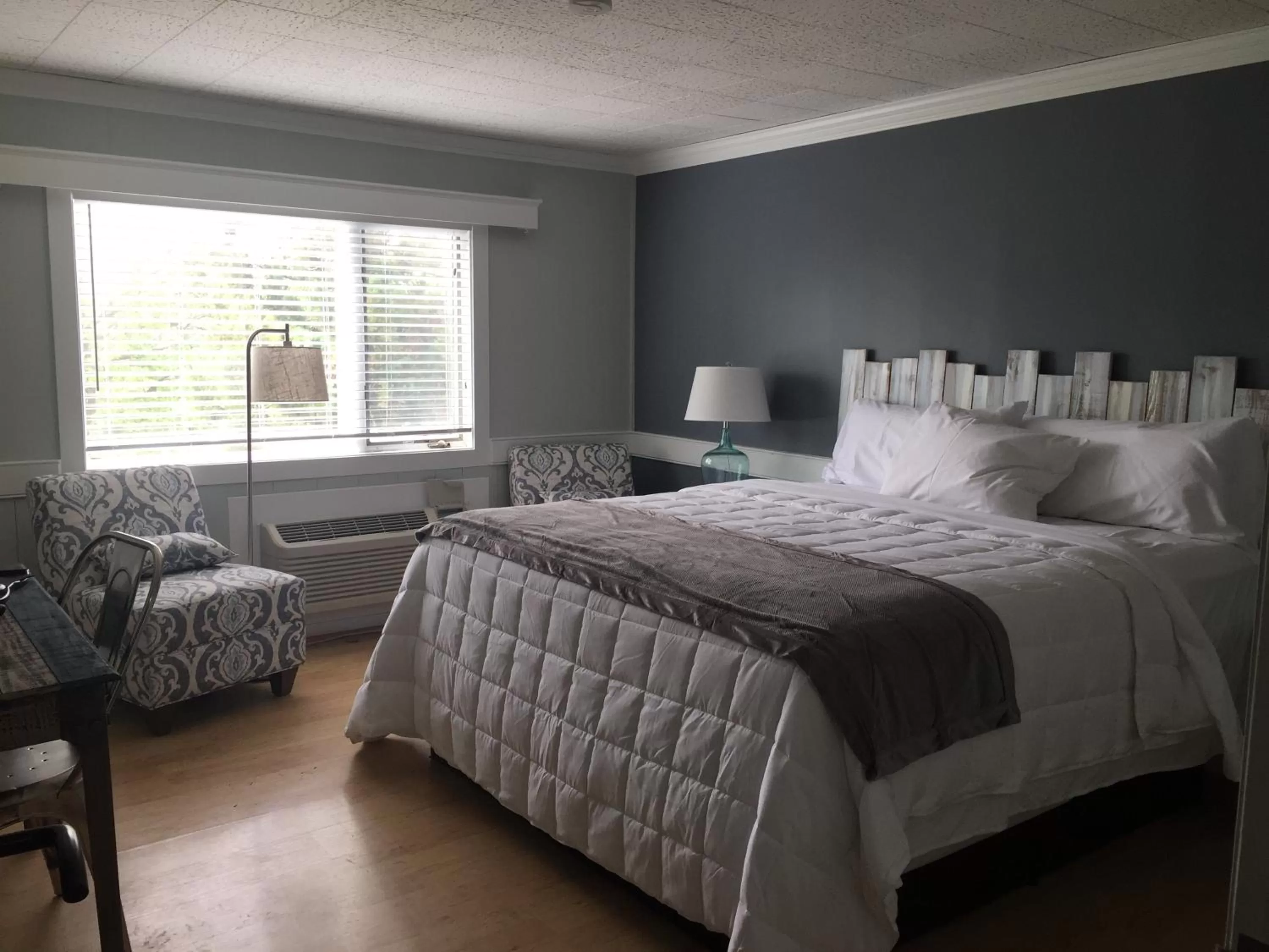 Bed in Allenberry Resort