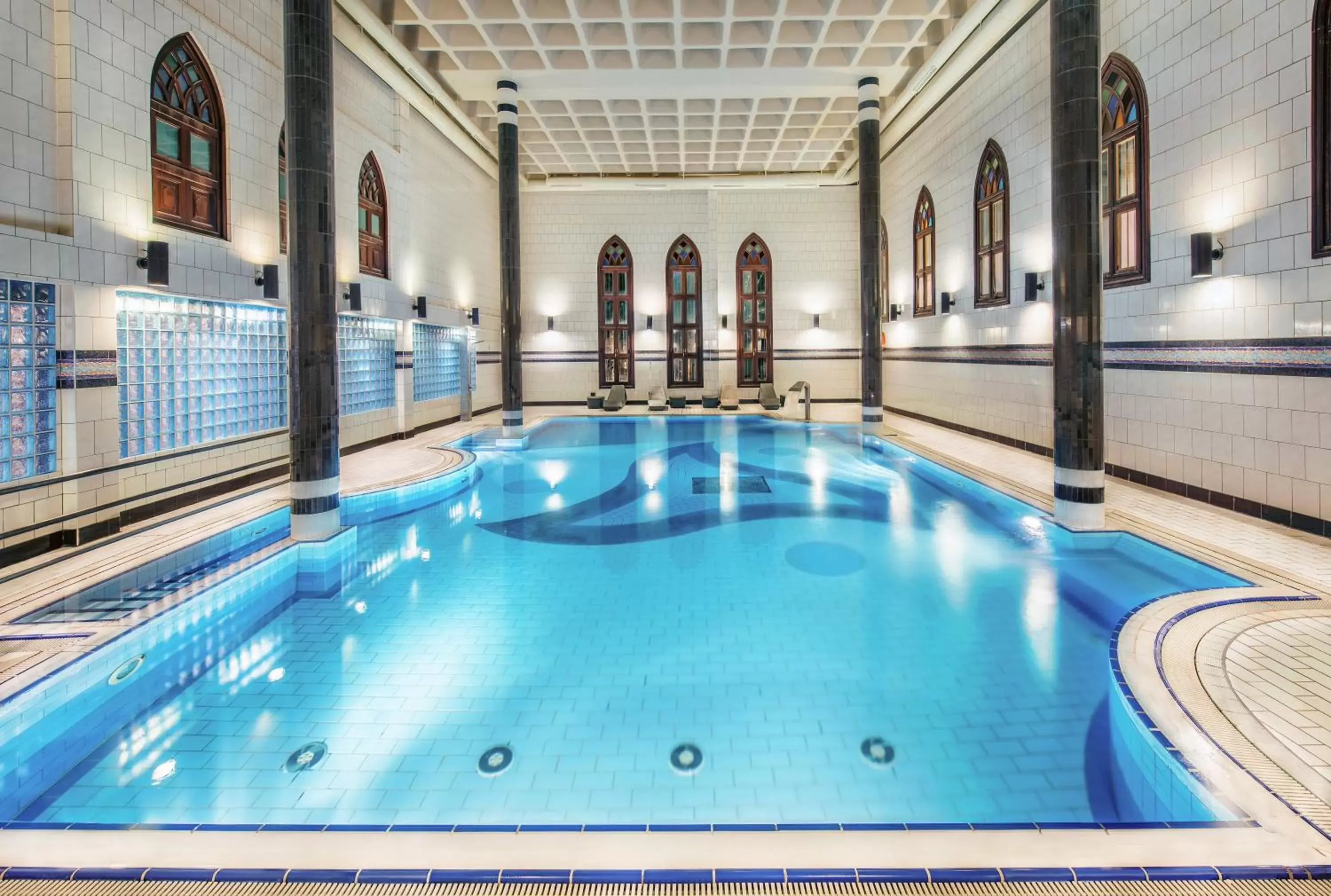Swimming Pool in Radisson Blu Hotel, Kuwait