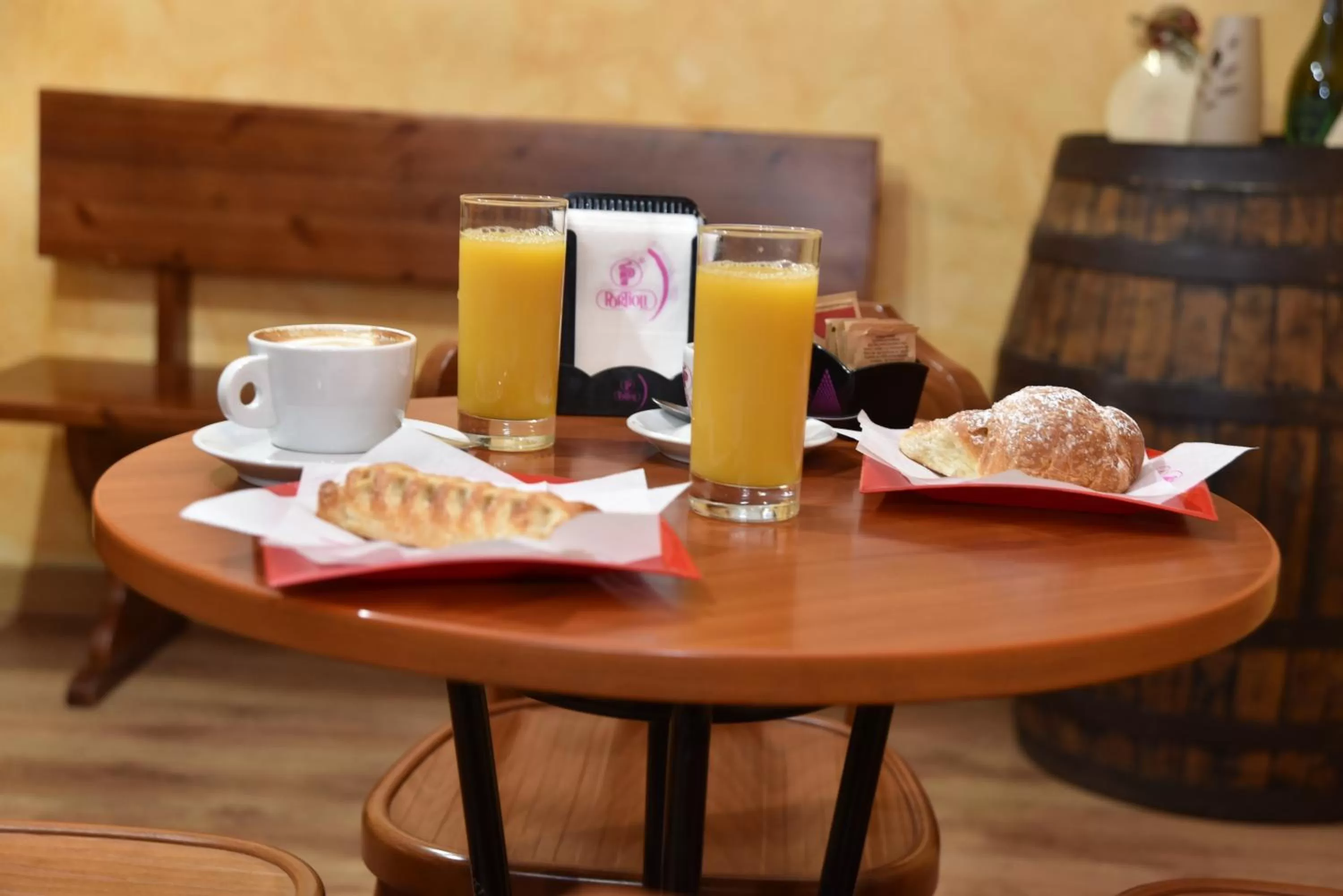 Breakfast in B&B LE DUE ISOLE