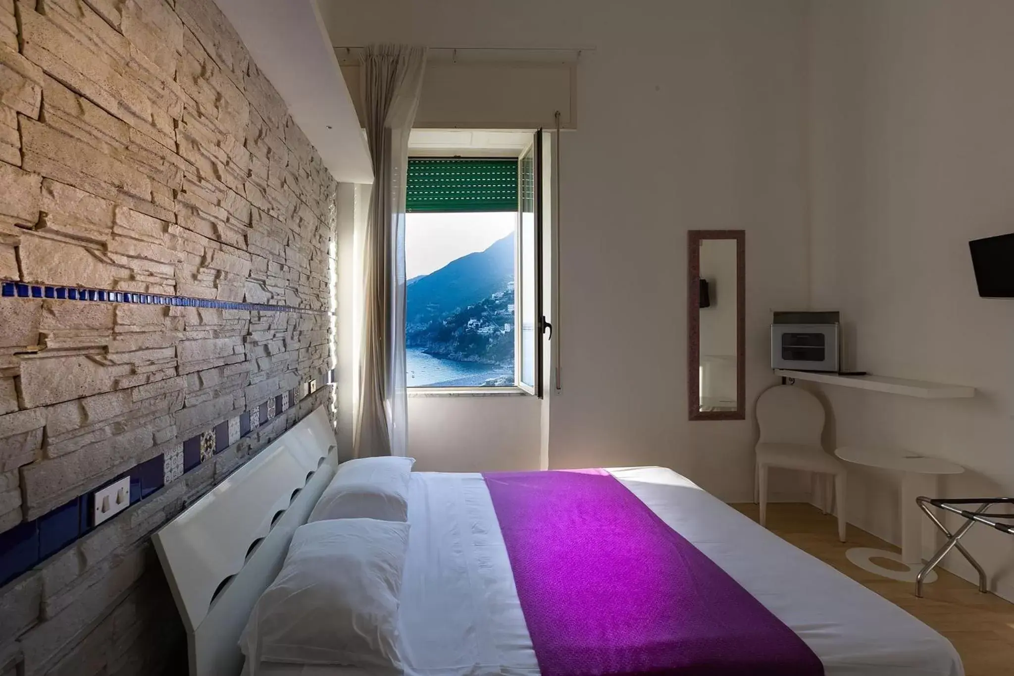 Bedroom in Vietri Coast Hotel