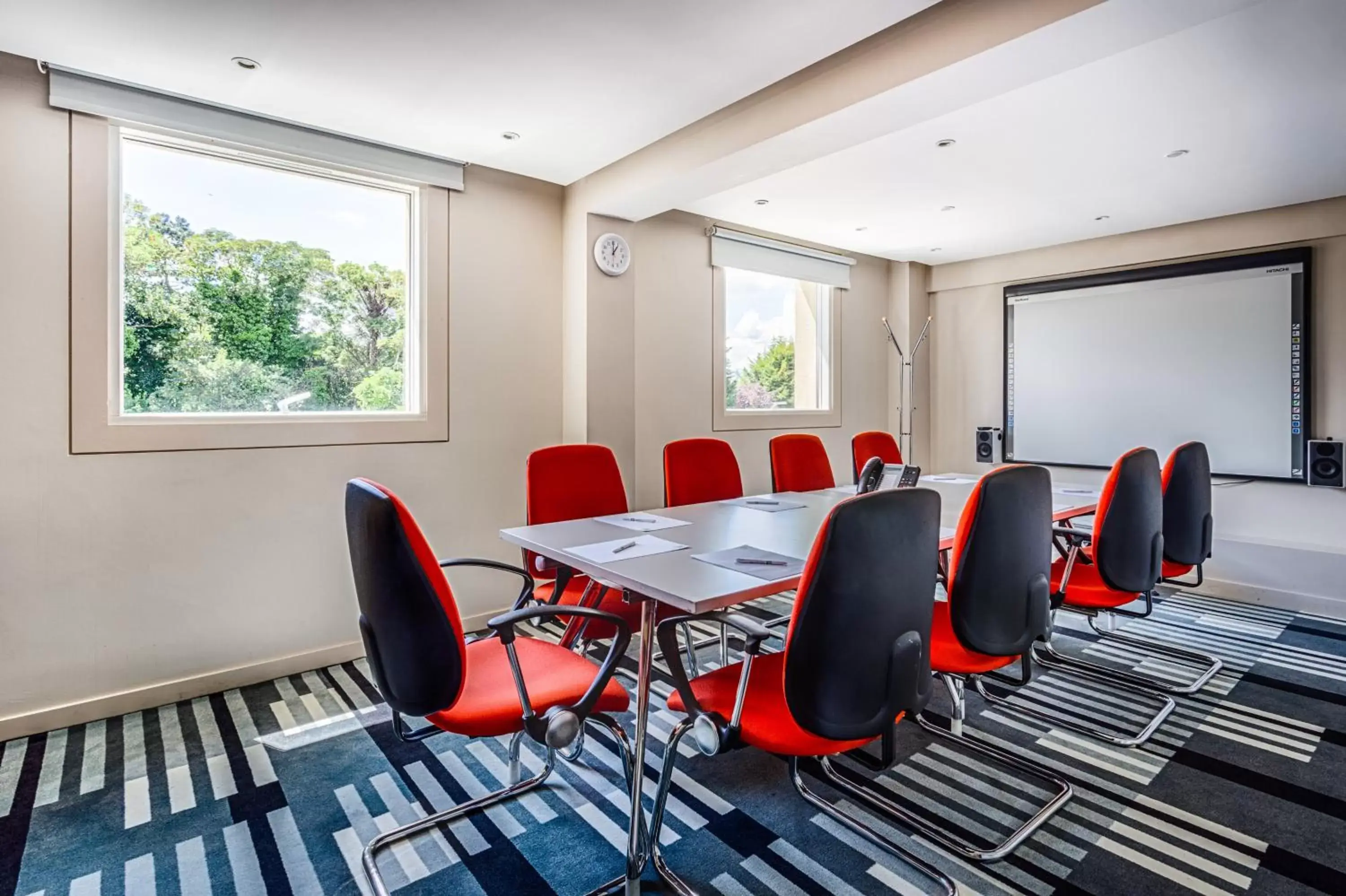 Meeting/conference room in Holiday Inn Sittingbourne, an IHG Hotel