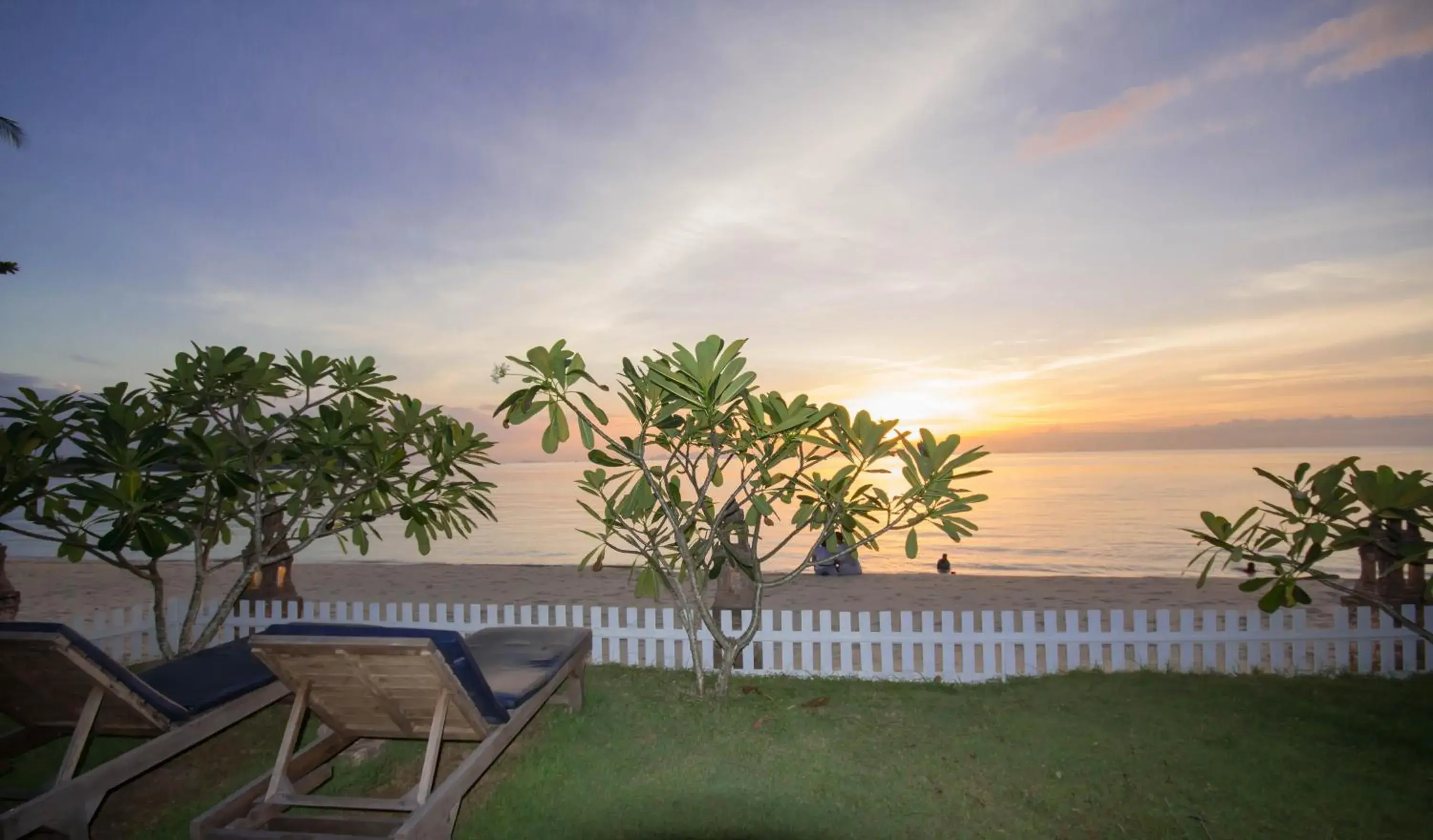 Sunrise in Rajapruek Samui Resort - SHA Plus