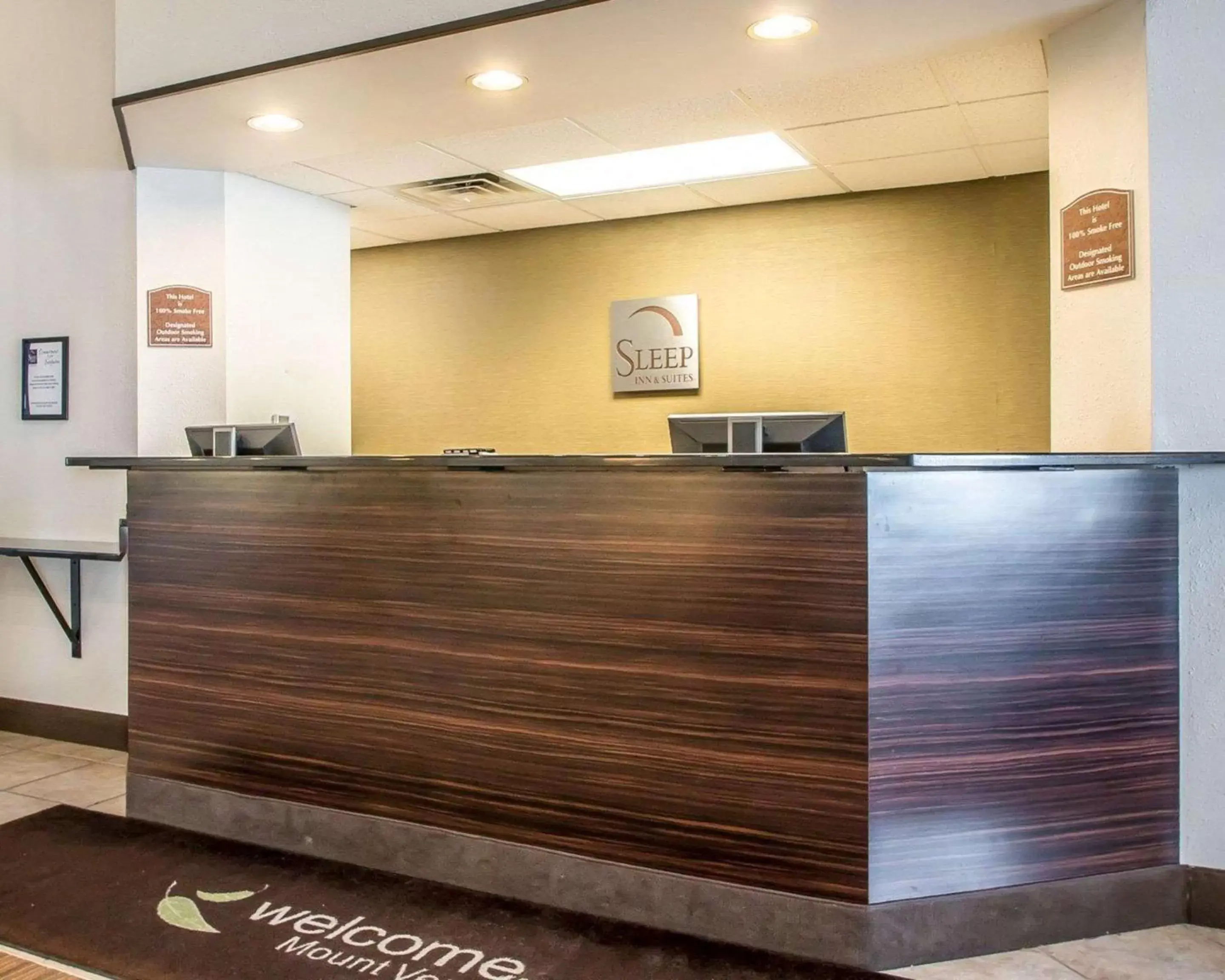 Lobby or reception, Lobby/Reception in Sleep Inn & Suites Mount Vernon
