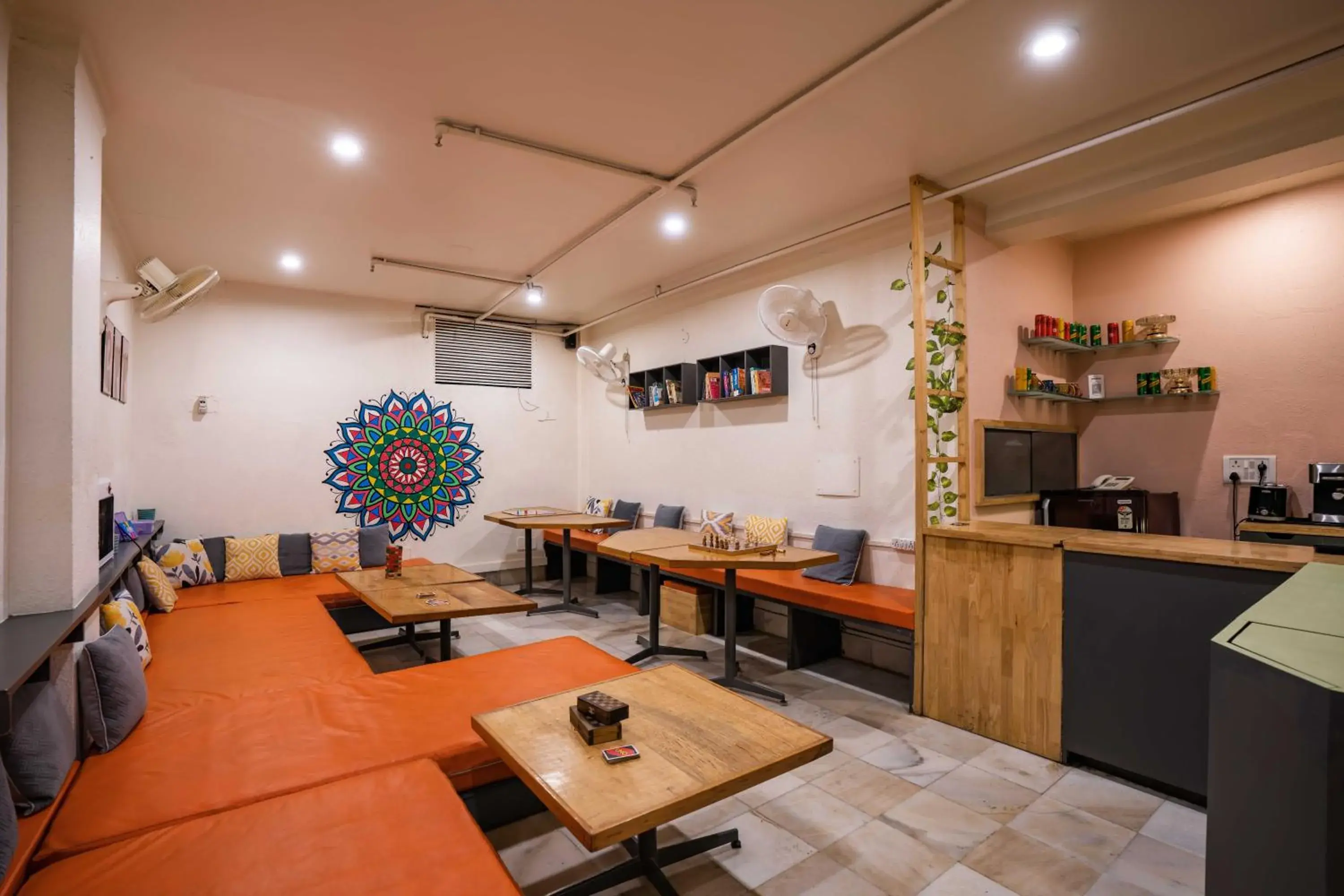 Living room, Restaurant/Places to Eat in Zostel Delhi Hostel