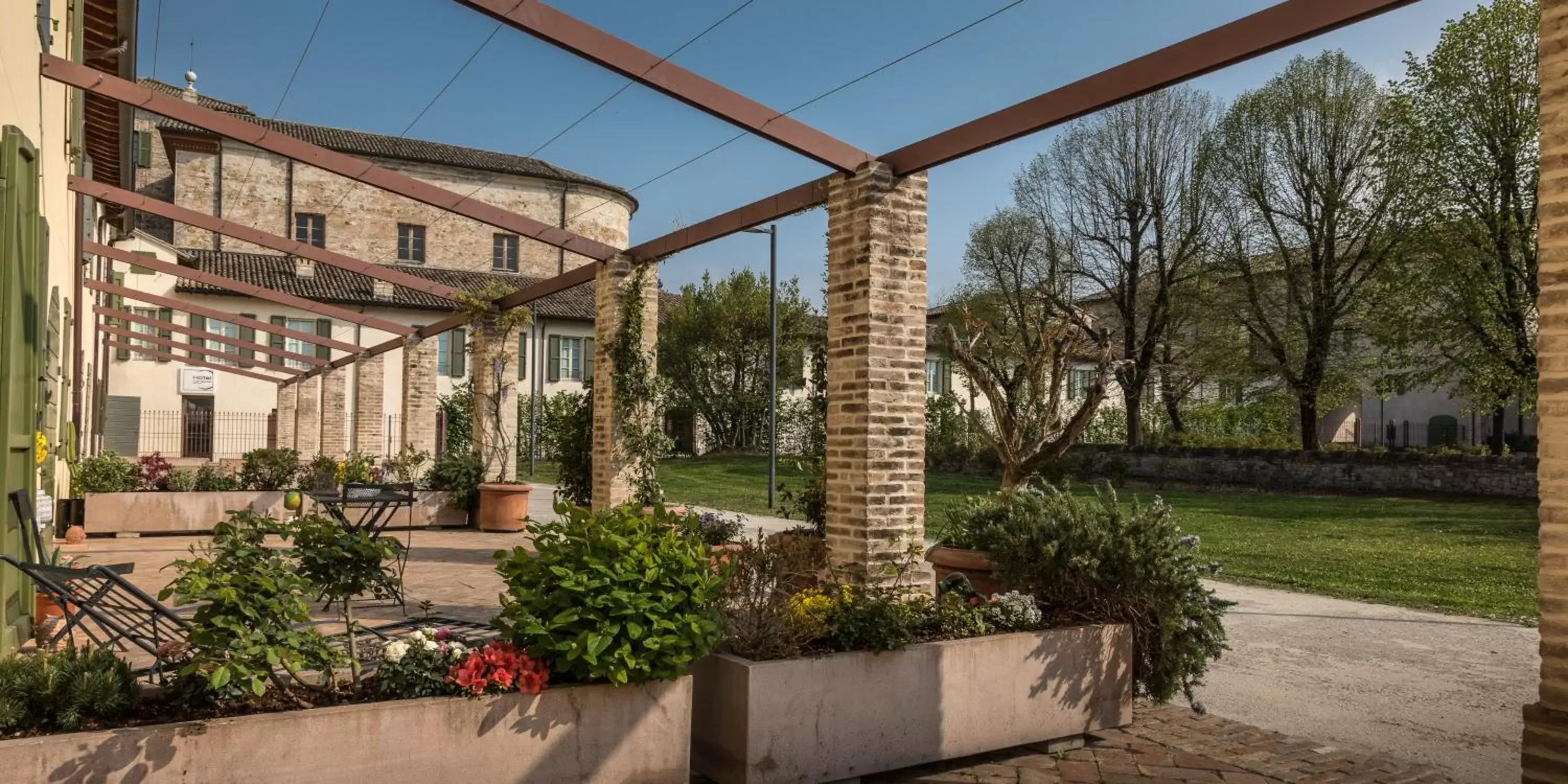 Garden, Property Building in Hotel Cortaccia Sanvitale