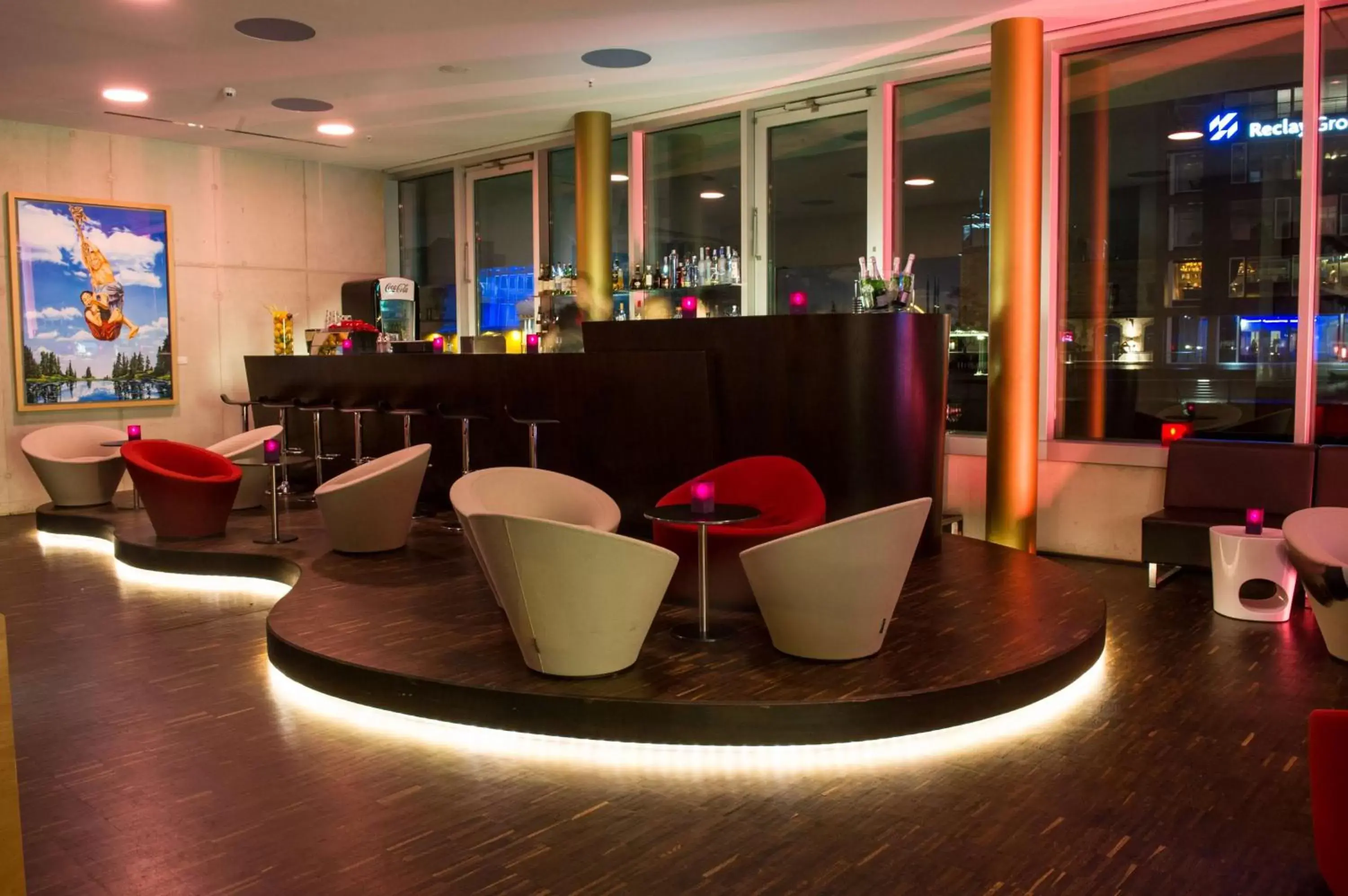 Lounge or bar in art'otel cologne, Powered by Radisson Hotels