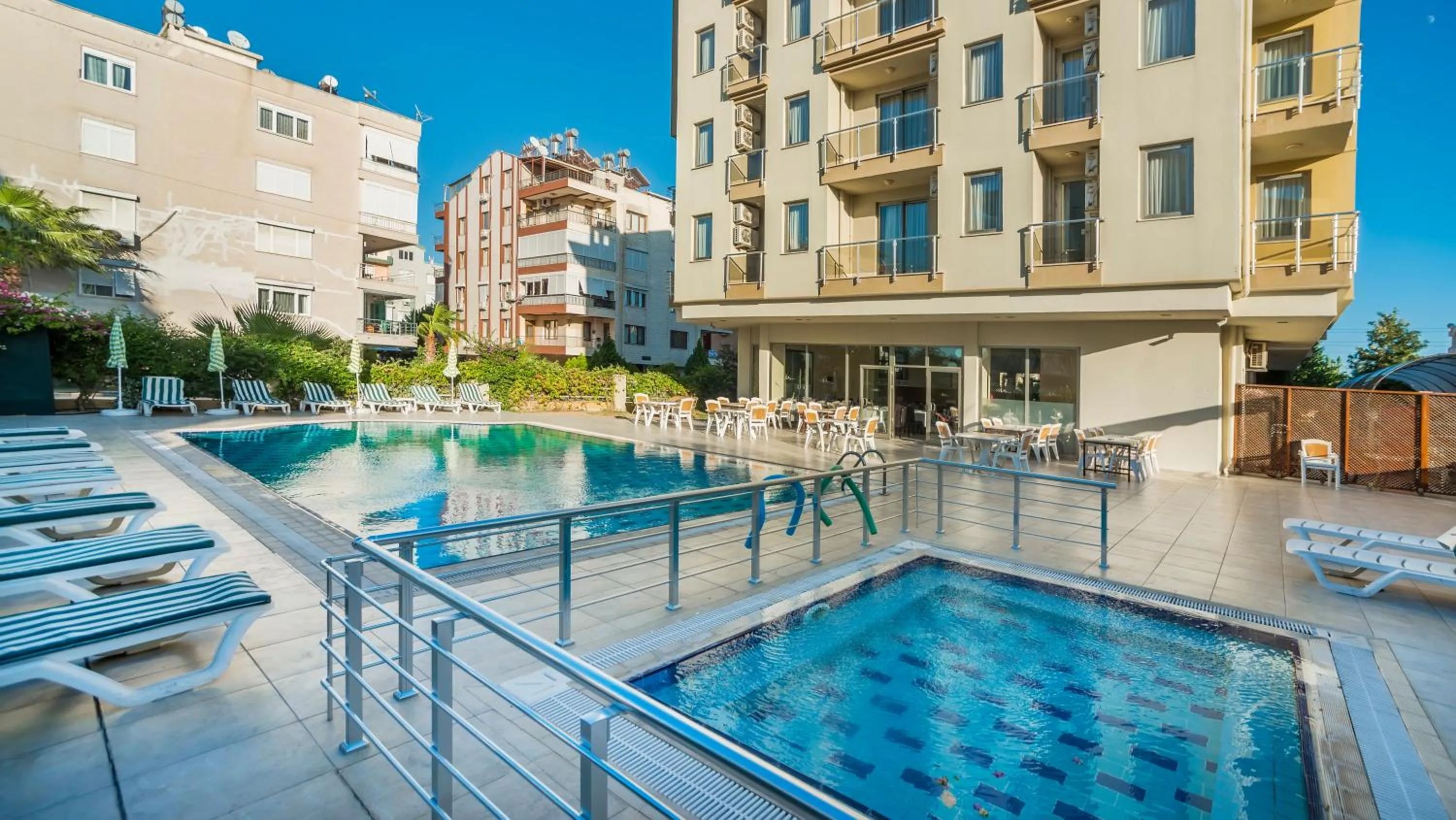 Garden in Santa Marina Hotel