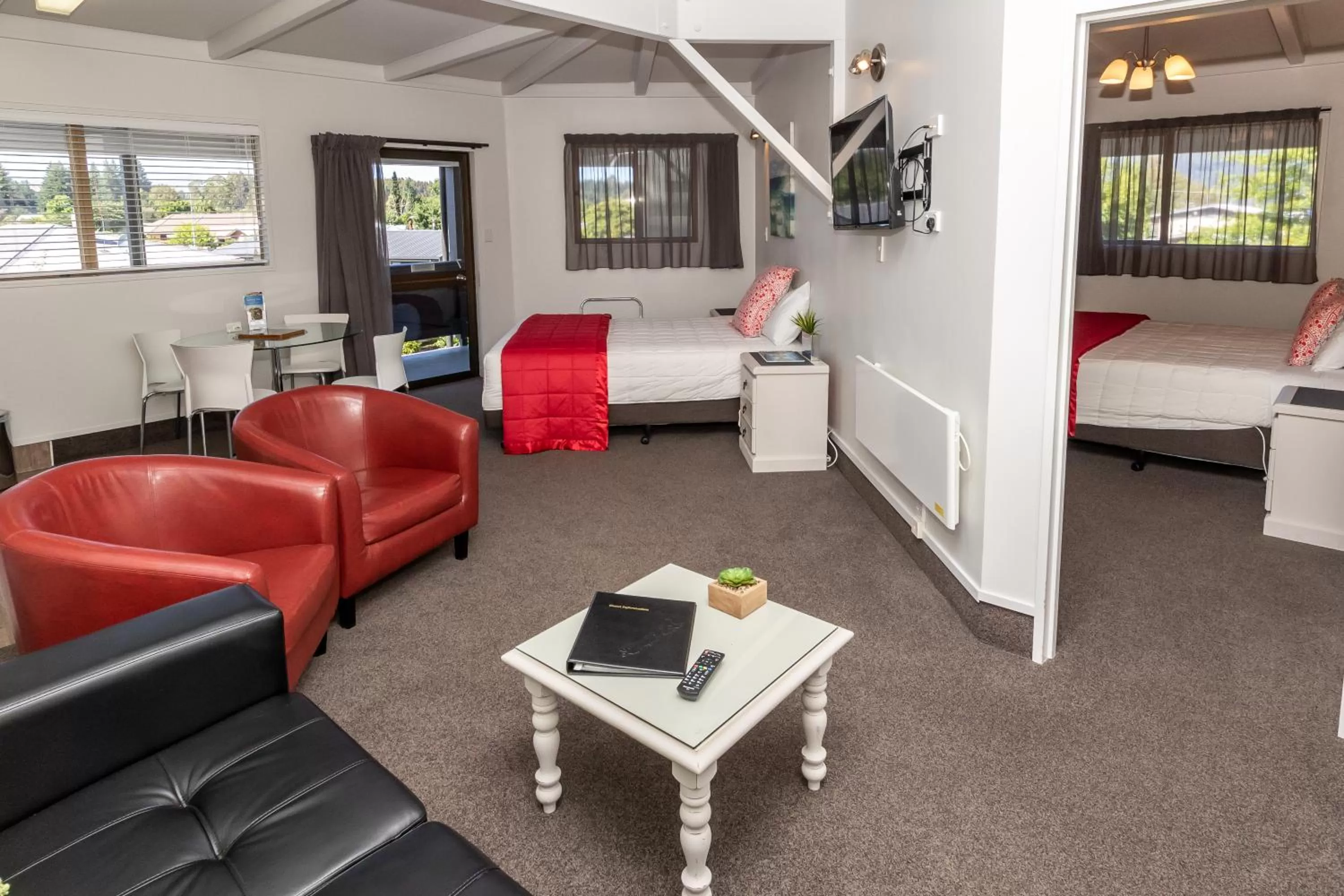 Photo of the whole room, Bed in ASURE Explorer Motel & Apartments