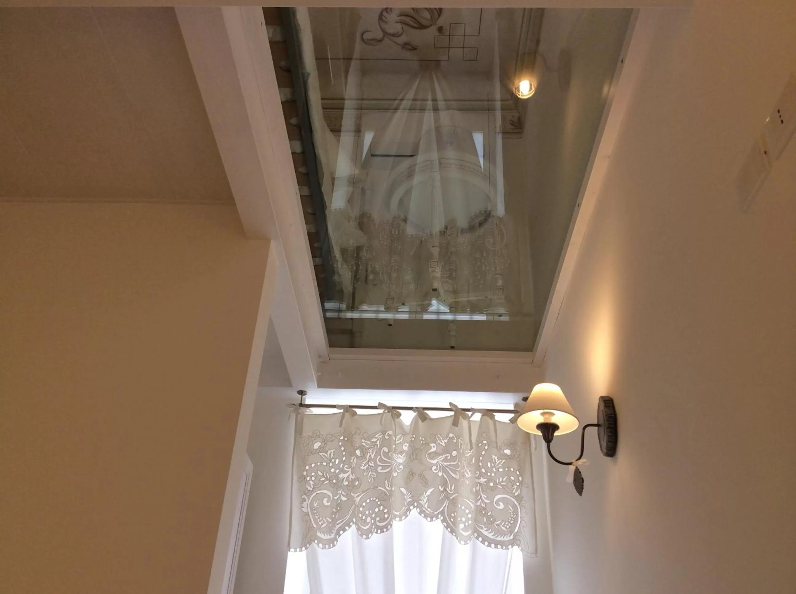 Decorative detail in Suite Le Perle