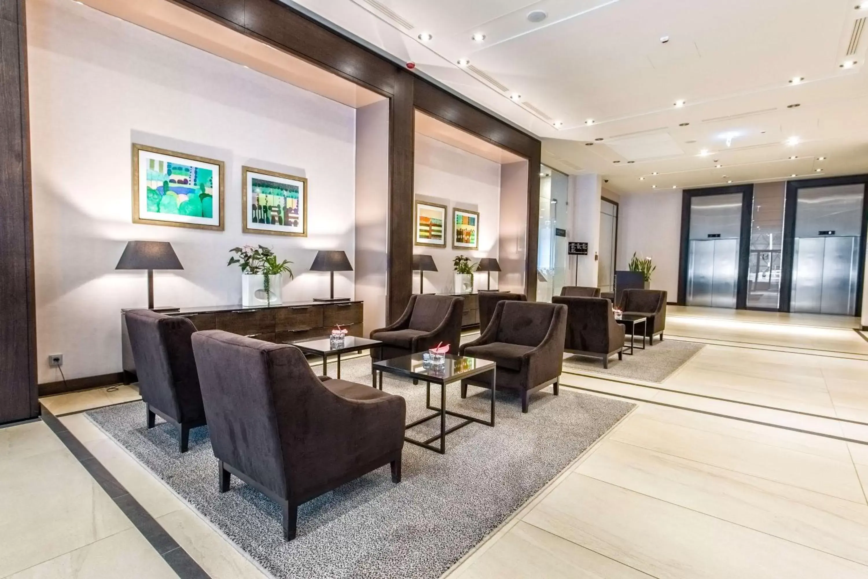 Lobby or reception in Hilton Garden Inn Krakow Airport