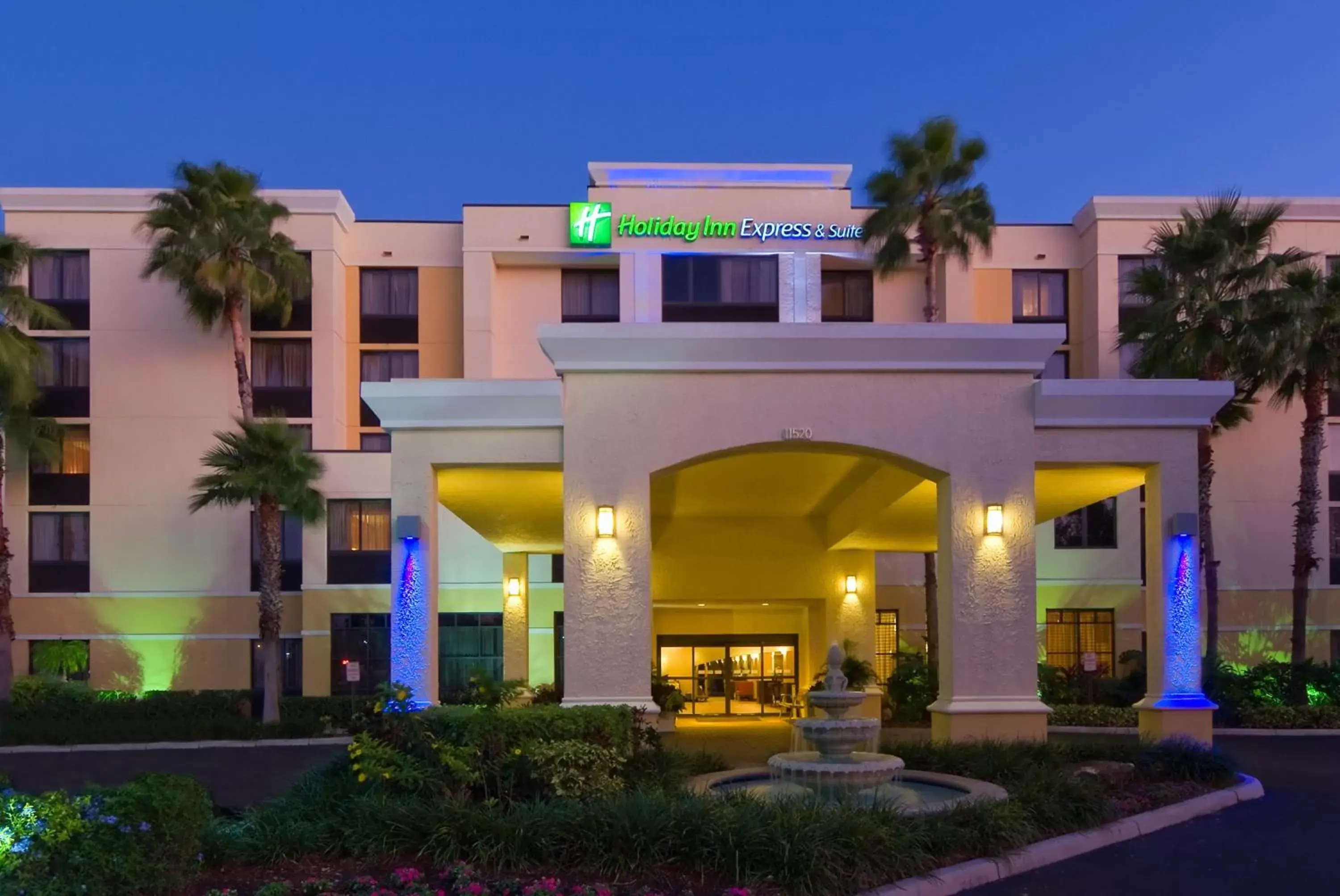 Property Building in Holiday Inn Express Hotel & Suites Kendall East-Miami, an IHG Hotel