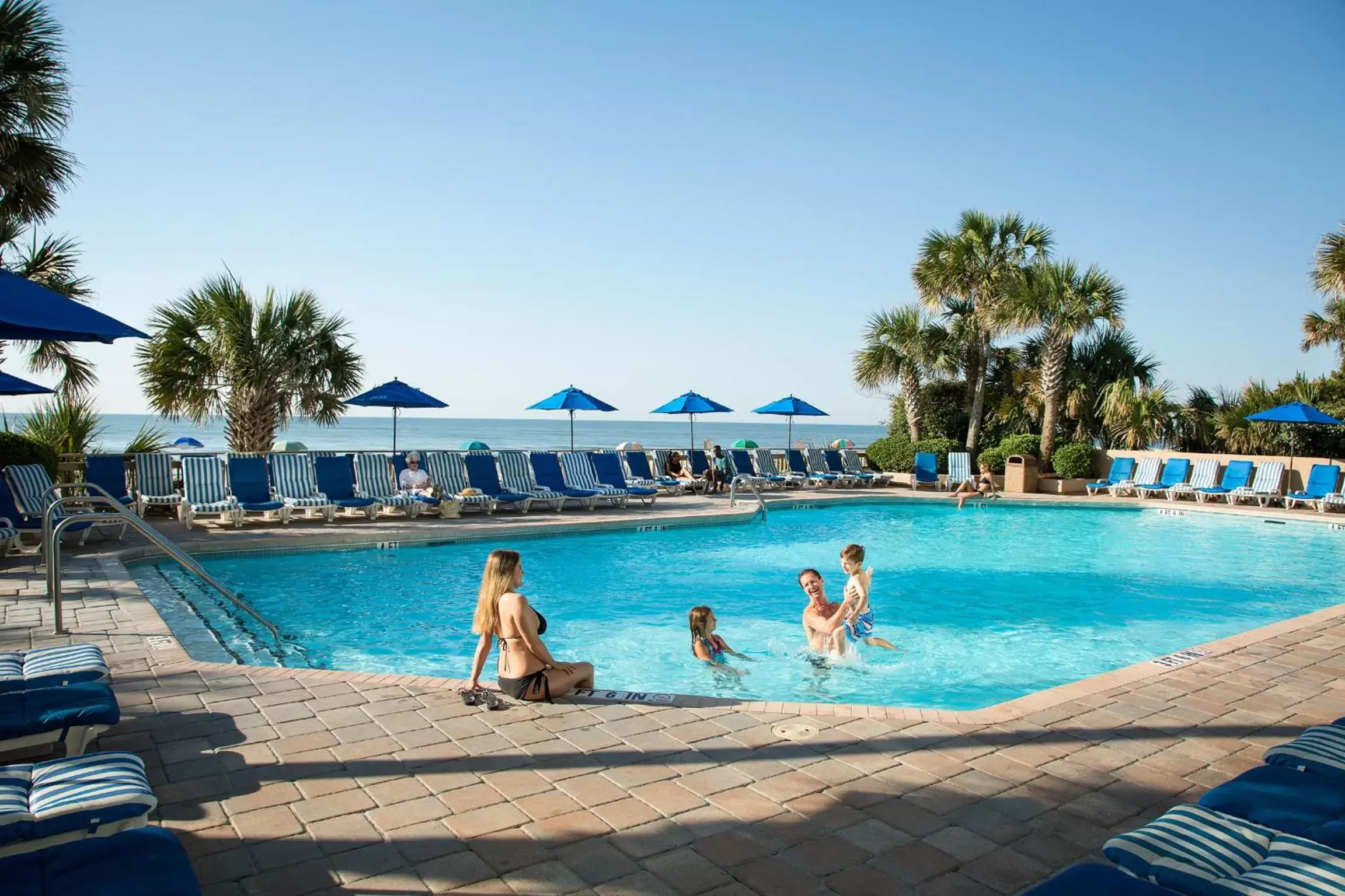 Swimming Pool in Coral Beach Resort