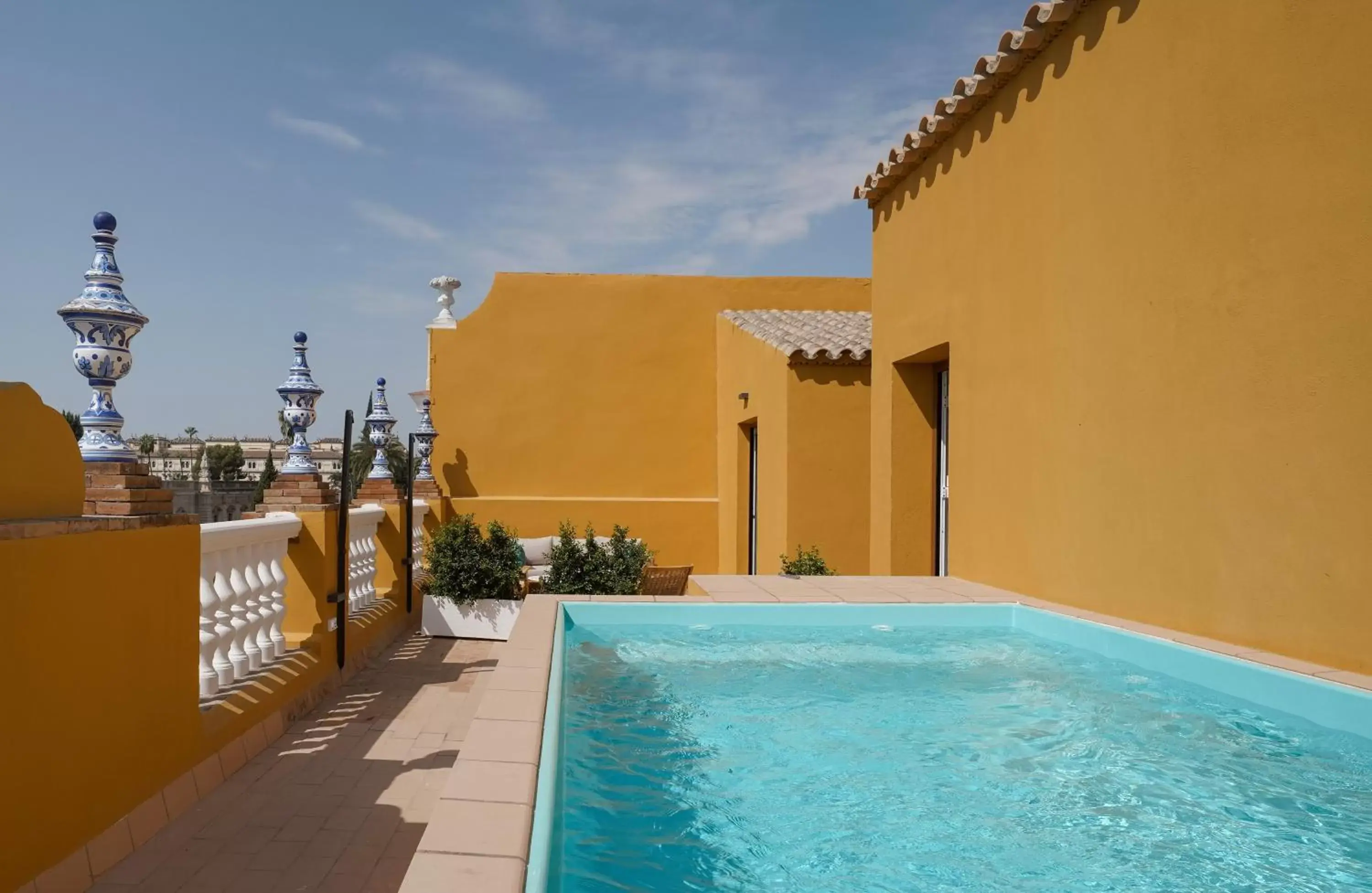 Balcony/Terrace, Swimming Pool in numa I Prestigio Apartments