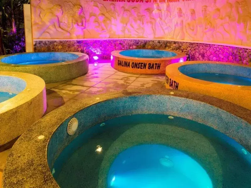 Hot Tub, Swimming Pool in Galina Hotel & Spa