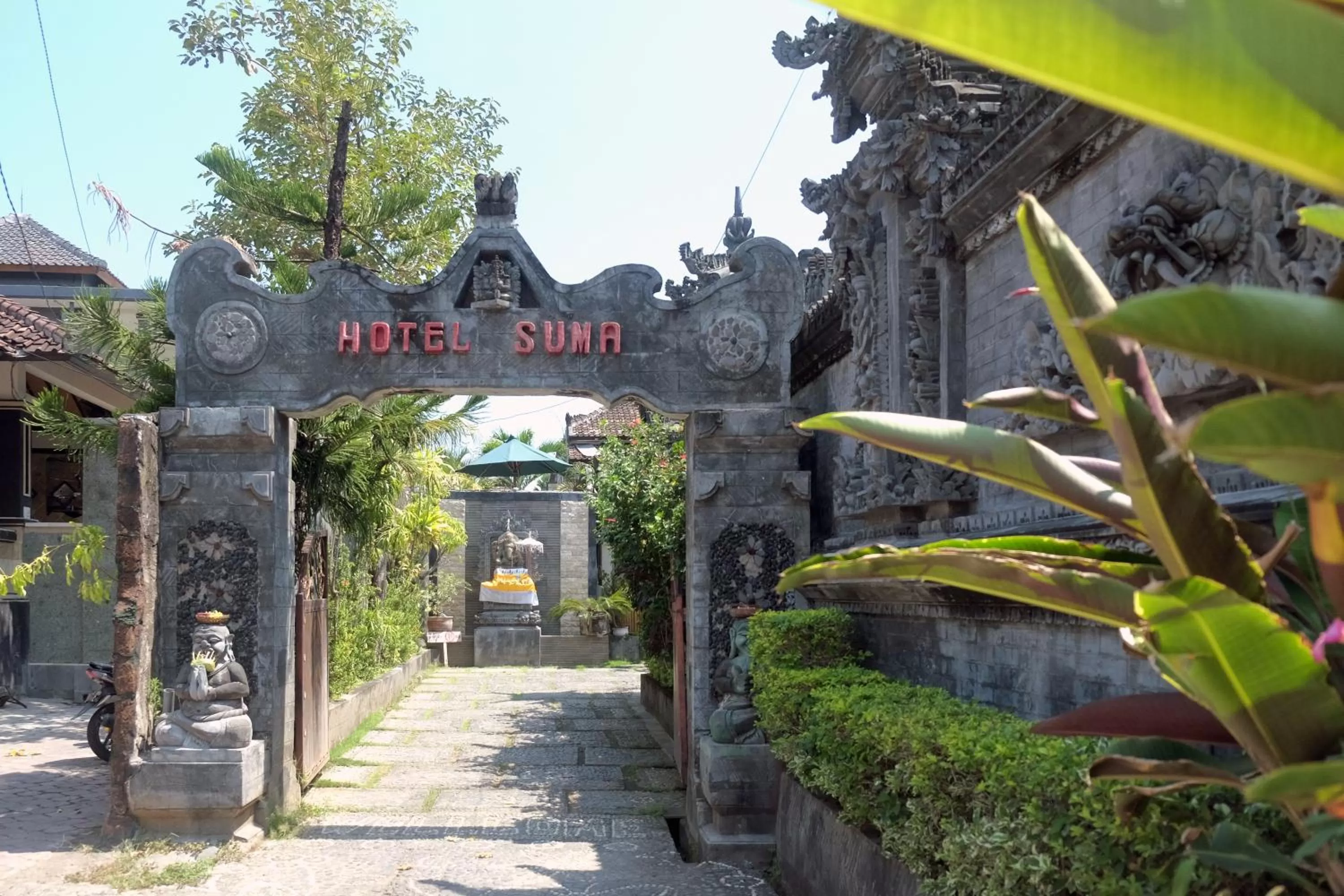 Facade/entrance in Hotel Suma