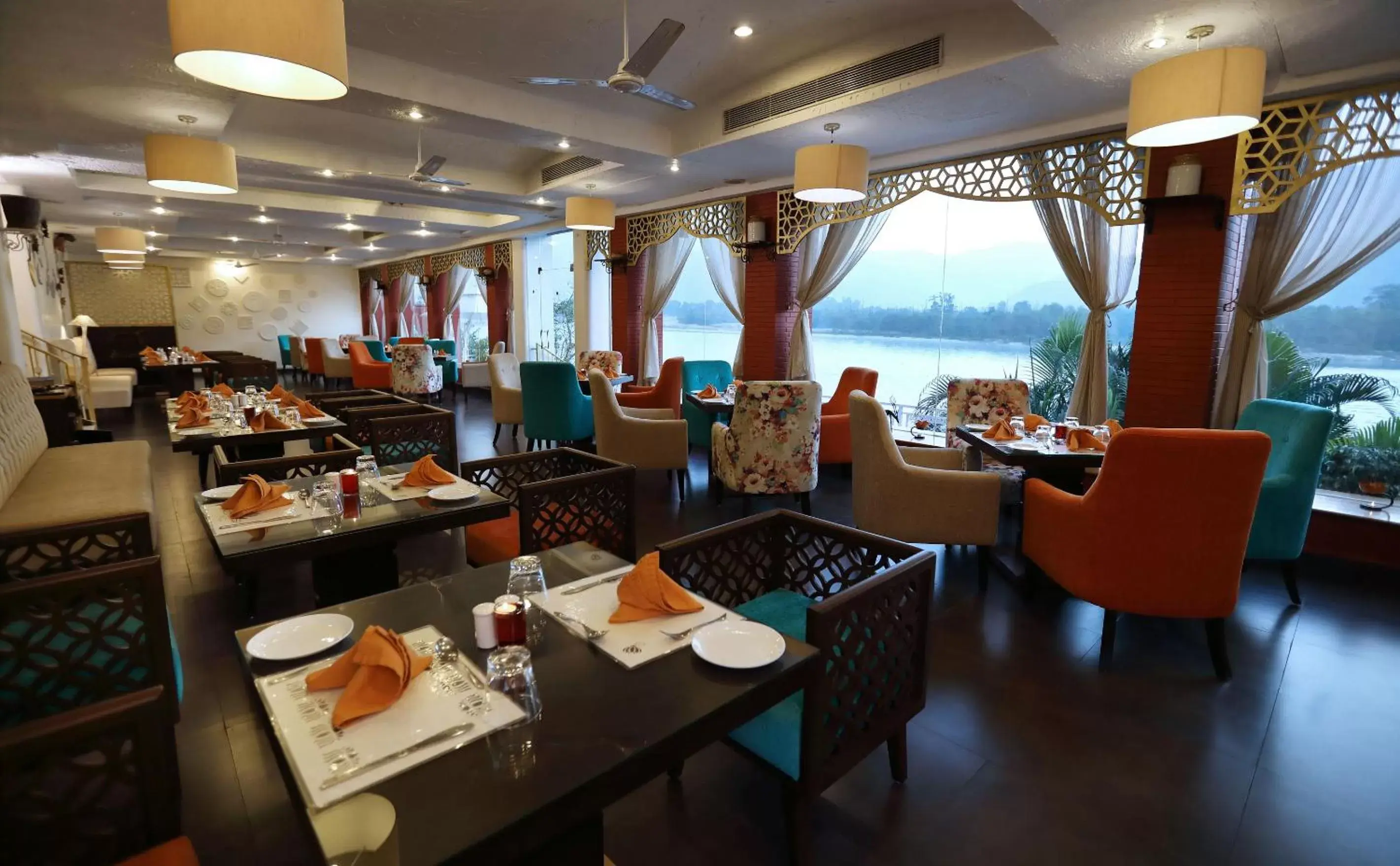 Restaurant/Places to Eat in GANGA KINARE- A Riverside Boutique Resort, Rishikesh