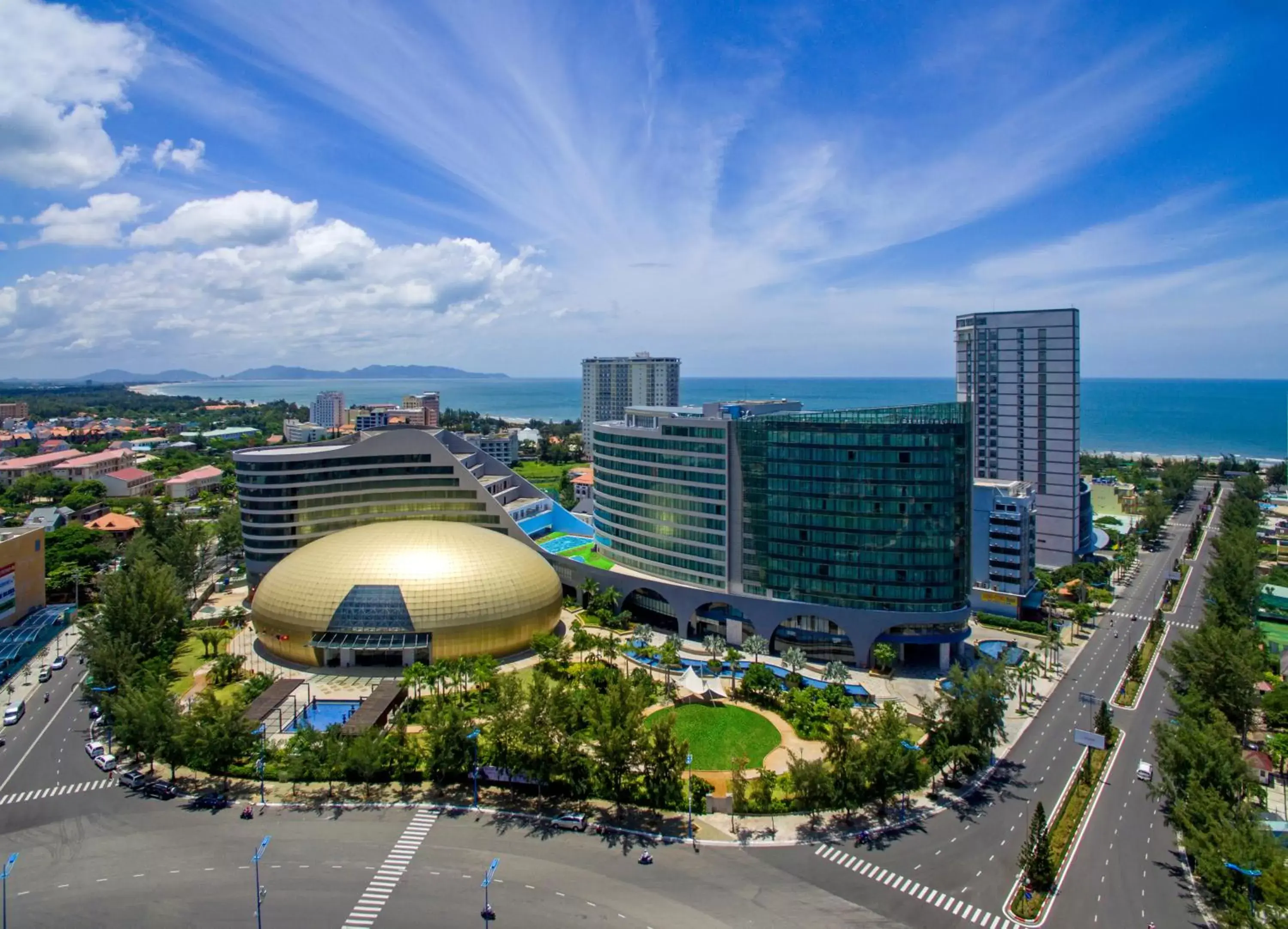 Facade/entrance, Bird's-eye View in Pullman Vung Tau