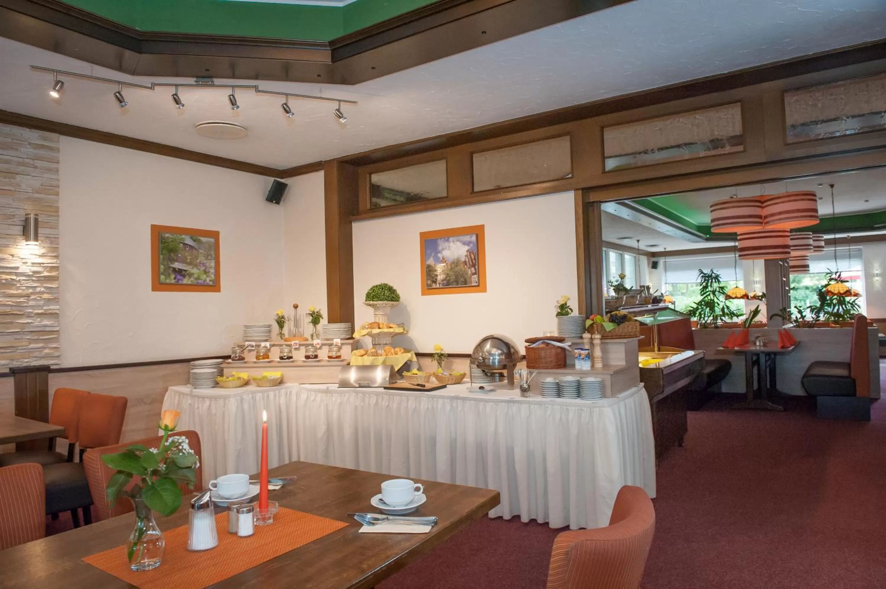 Buffet breakfast in Hotel Quellenhof