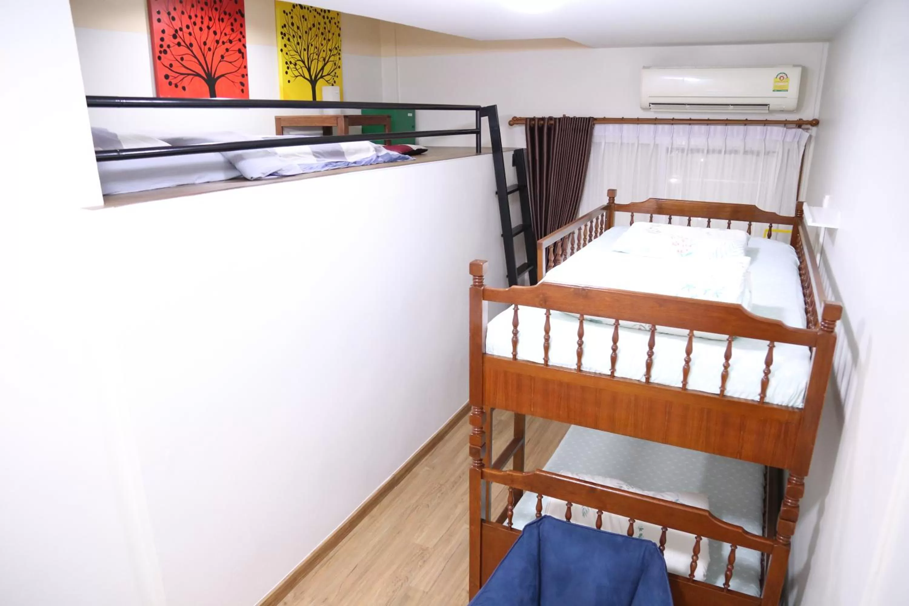 Photo of the whole room, Bed in TD Bangkok