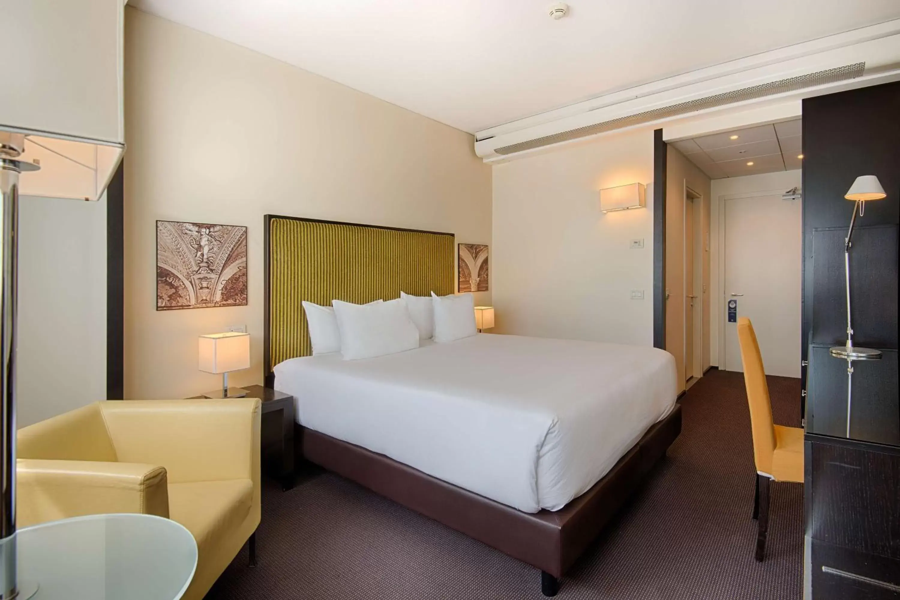 Photo of the whole room, Bed in Savhotel Mantegna Padova Photo of the whole room, Bed in Savhotel Mantegna Padova