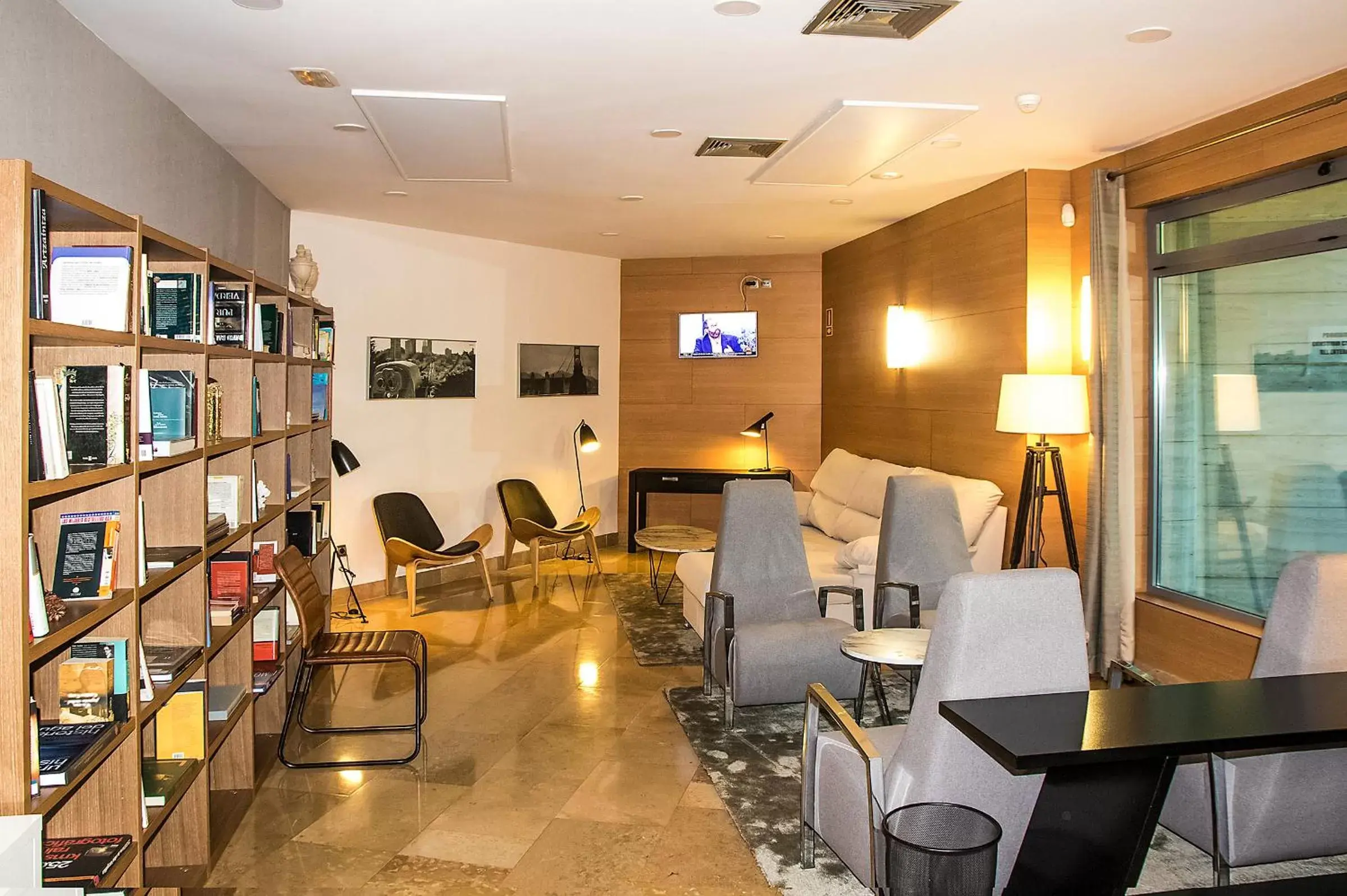 Library in Hotel Palacio de Aiete