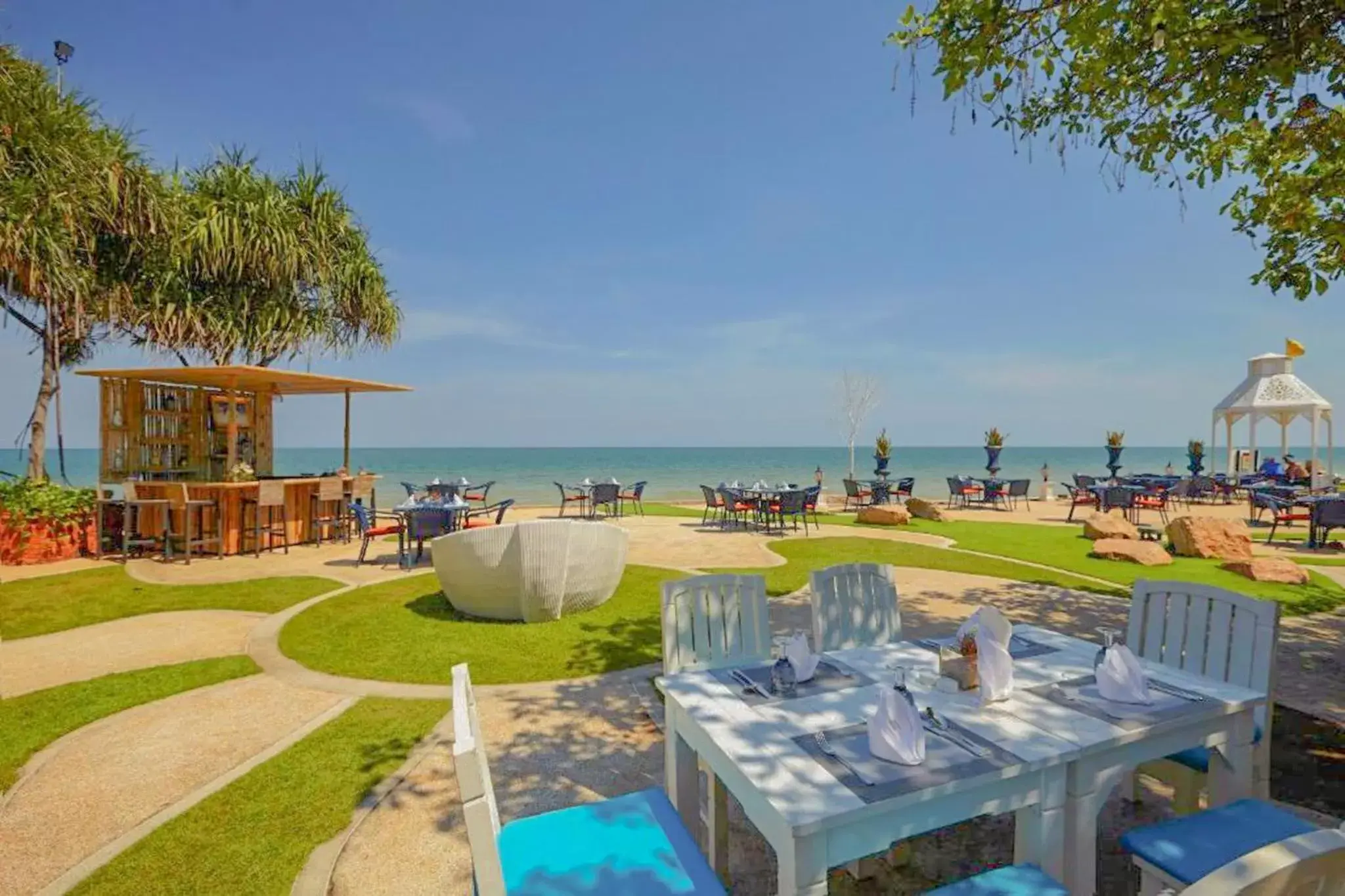 Restaurant/places to eat in Wora Bura Hua Hin Resort & Spa - SHA Extra Plus