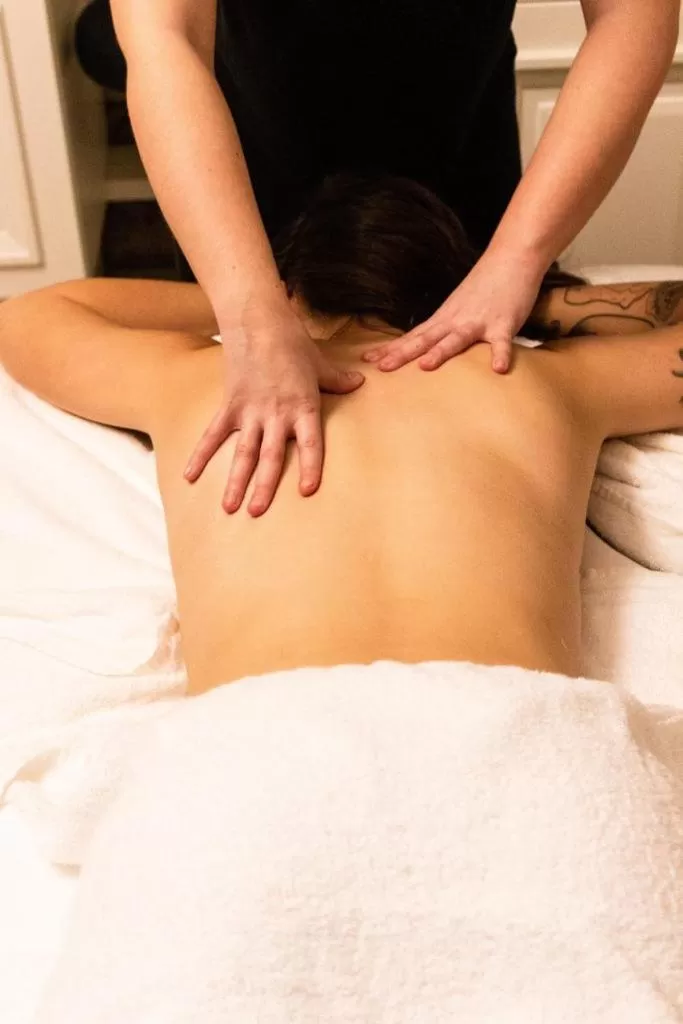 Massage in LE VERT NOMADE