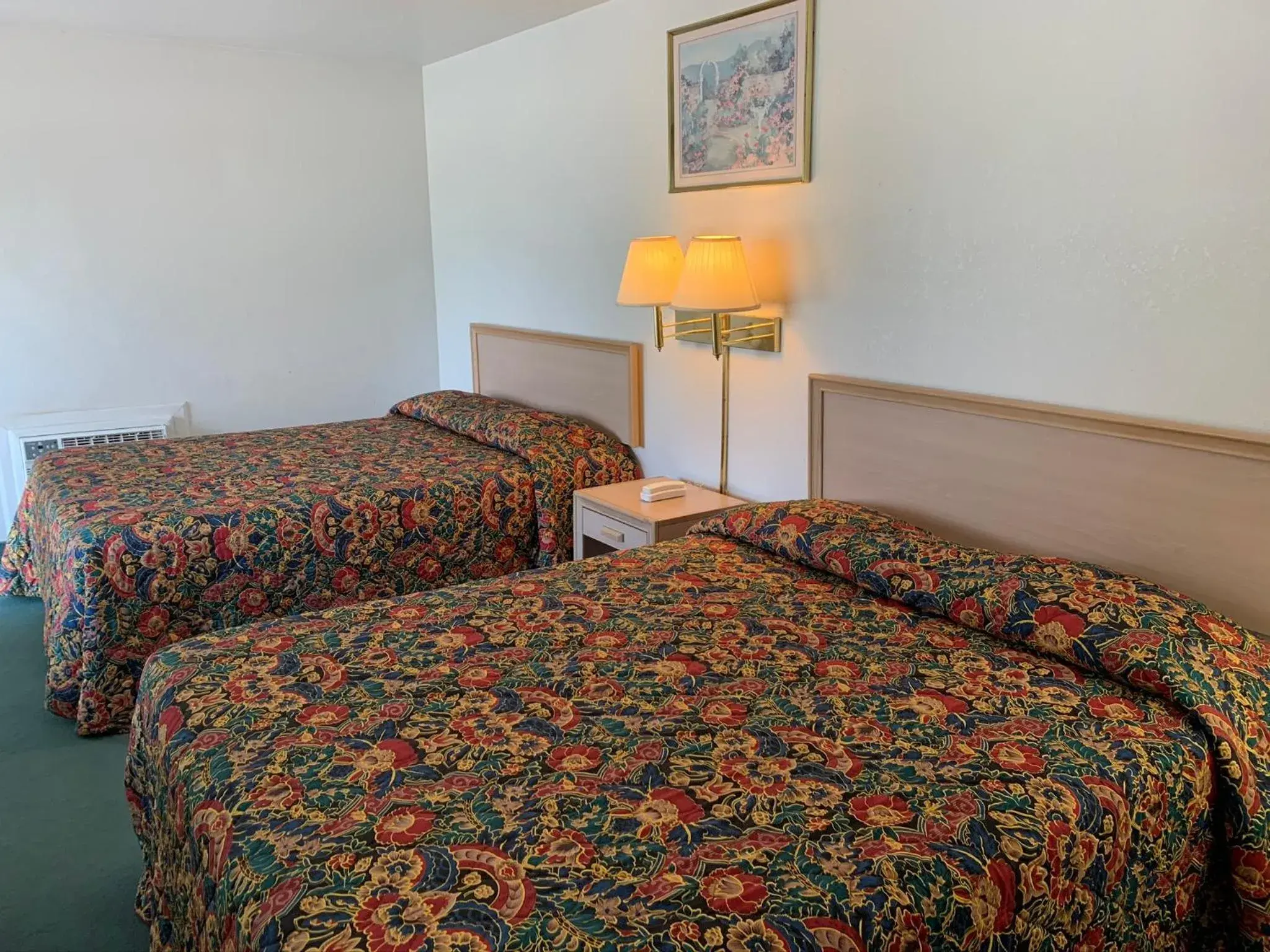 Bedroom, Bed in Budget Lodge Inn - Abilene