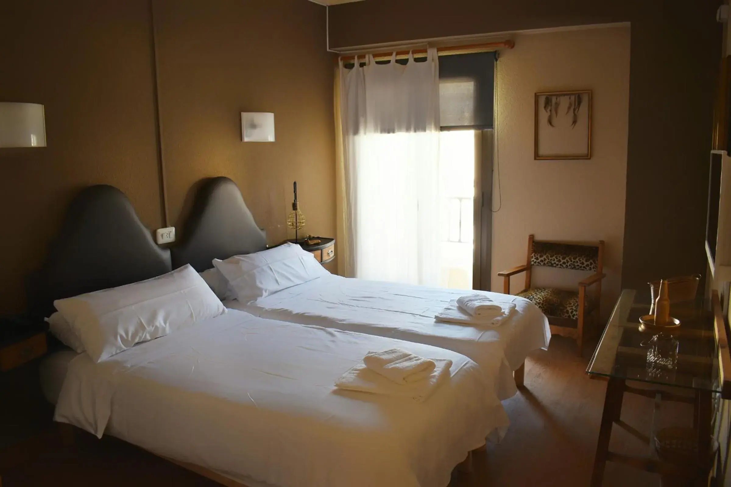 Photo of the whole room, Bed in Hotel Marbel