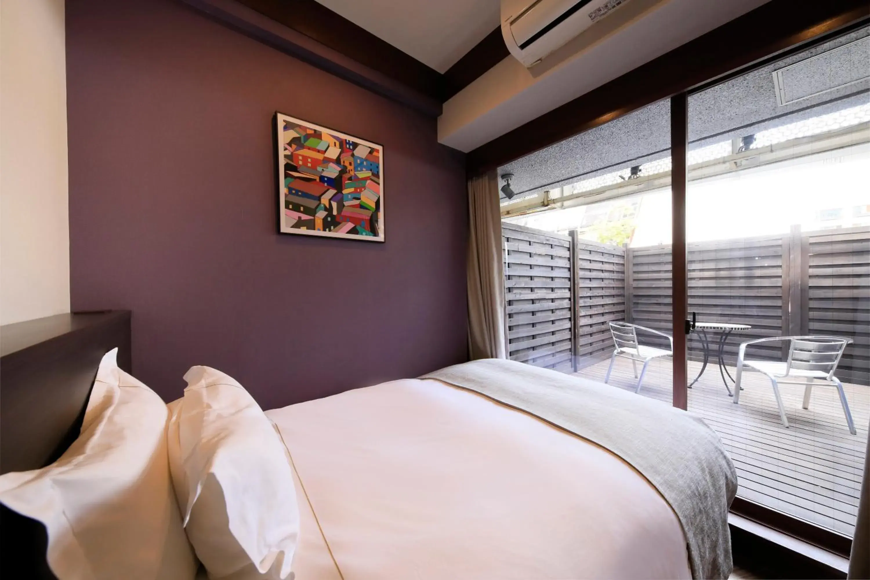 Bed in Centurion Hotel Residential Akasaka Station