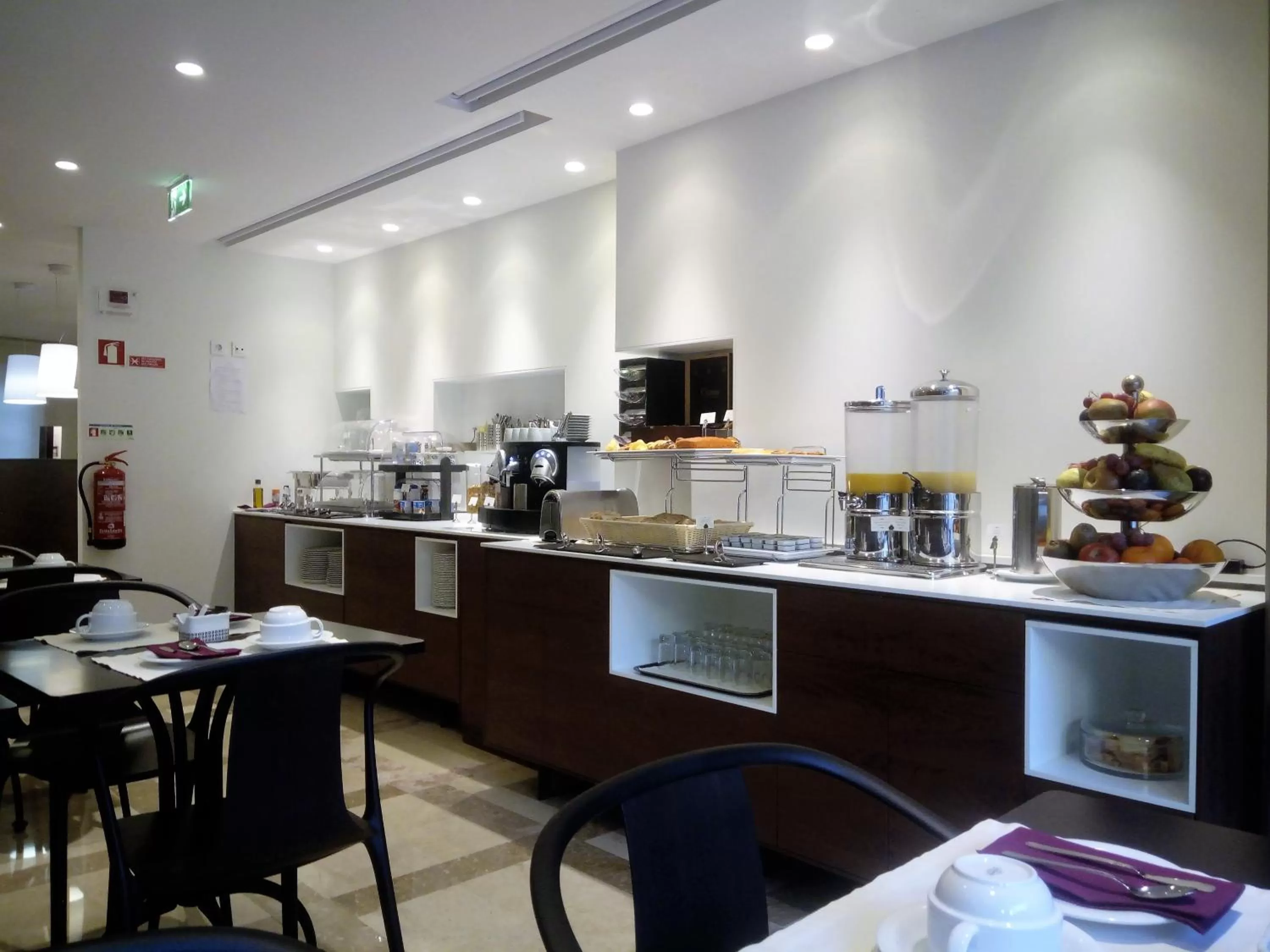 Buffet breakfast in Hotel Aveiro Center by Alboi Group