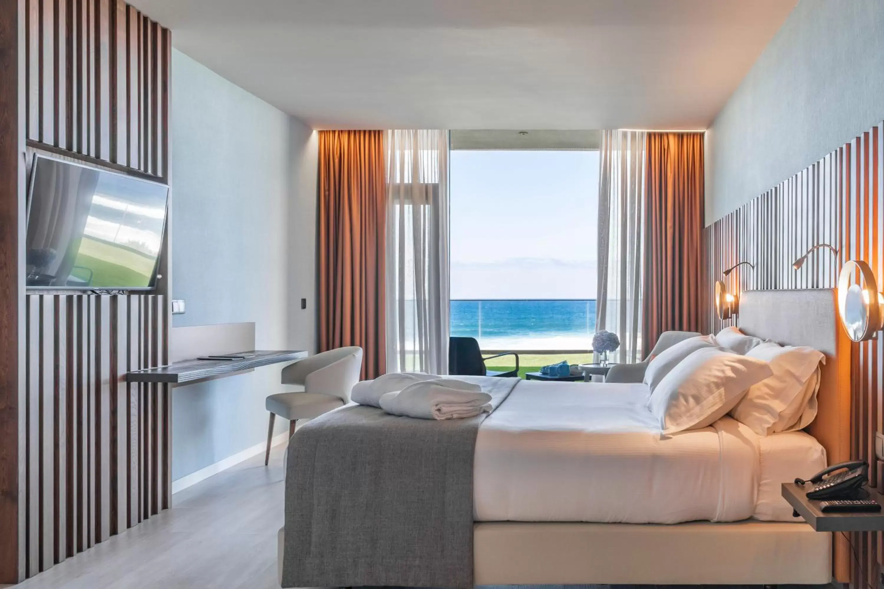 Bedroom, Seating Area in Hotel Verde Mar & SPA