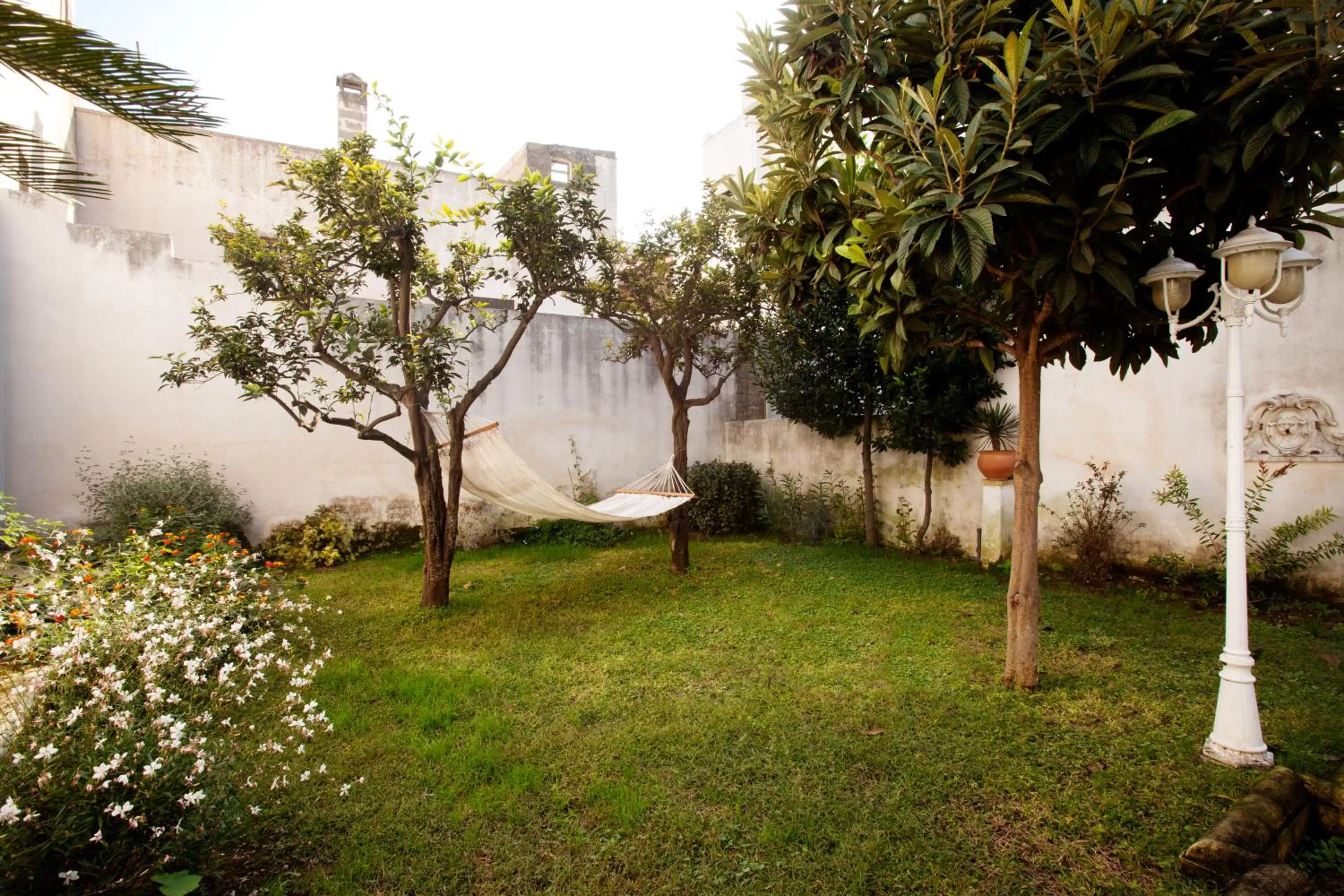 Garden in La Naca Della Taranta B&B