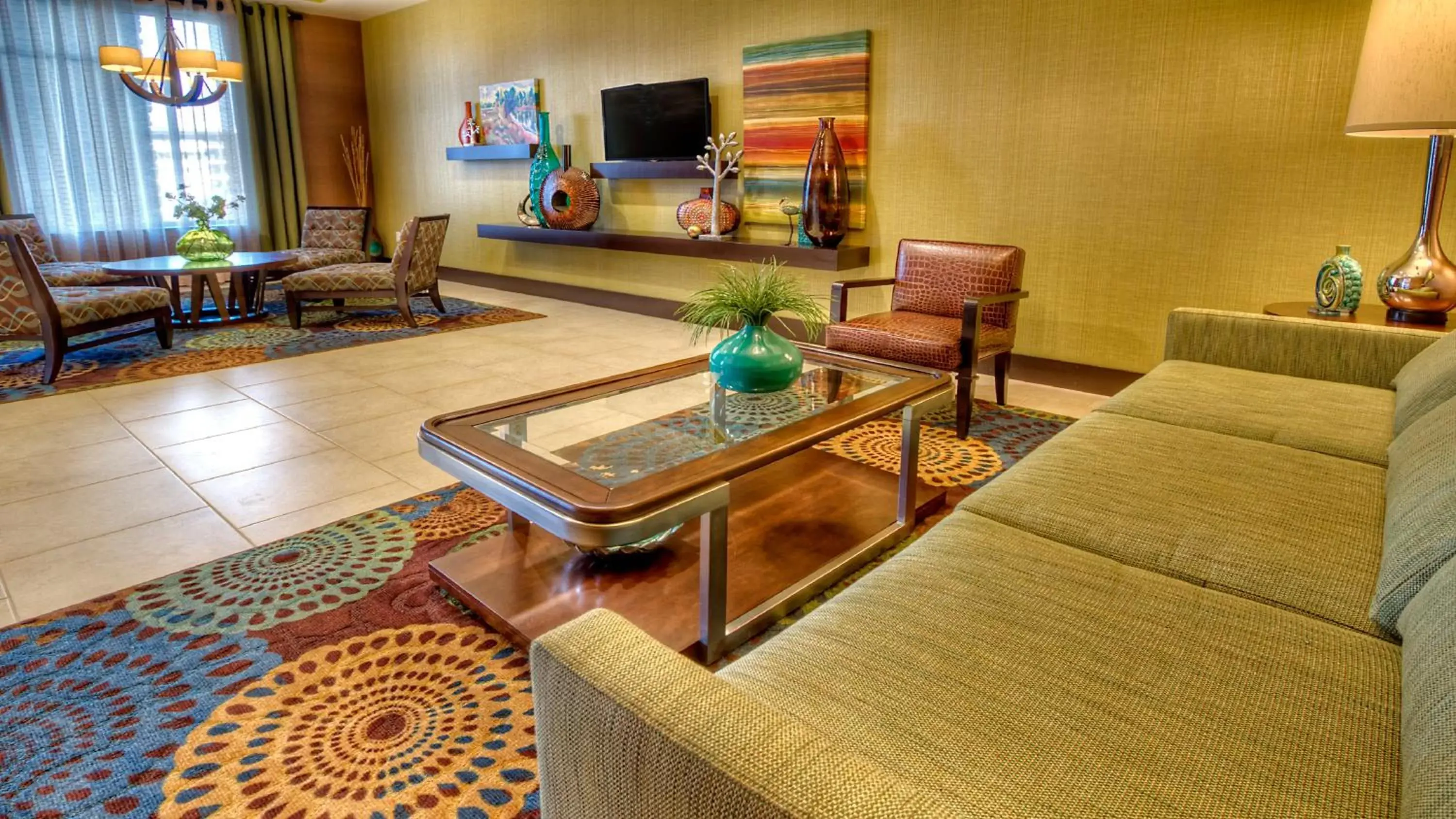 Lobby or reception in Holiday Inn Express & Suites Pittsburgh SW/Southpointe, an IHG Hotel