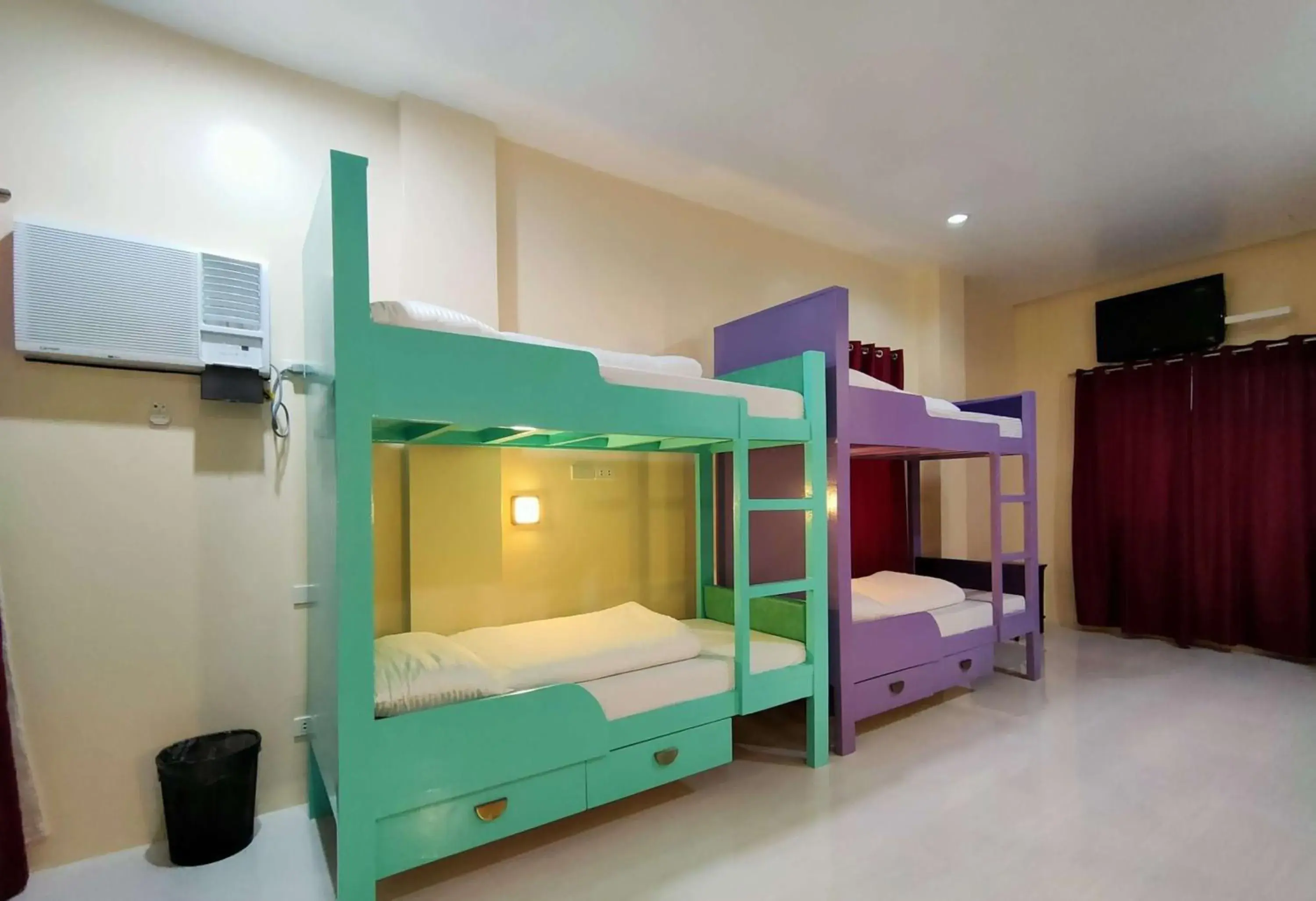 Bunk Bed in Sea Horizon Resort