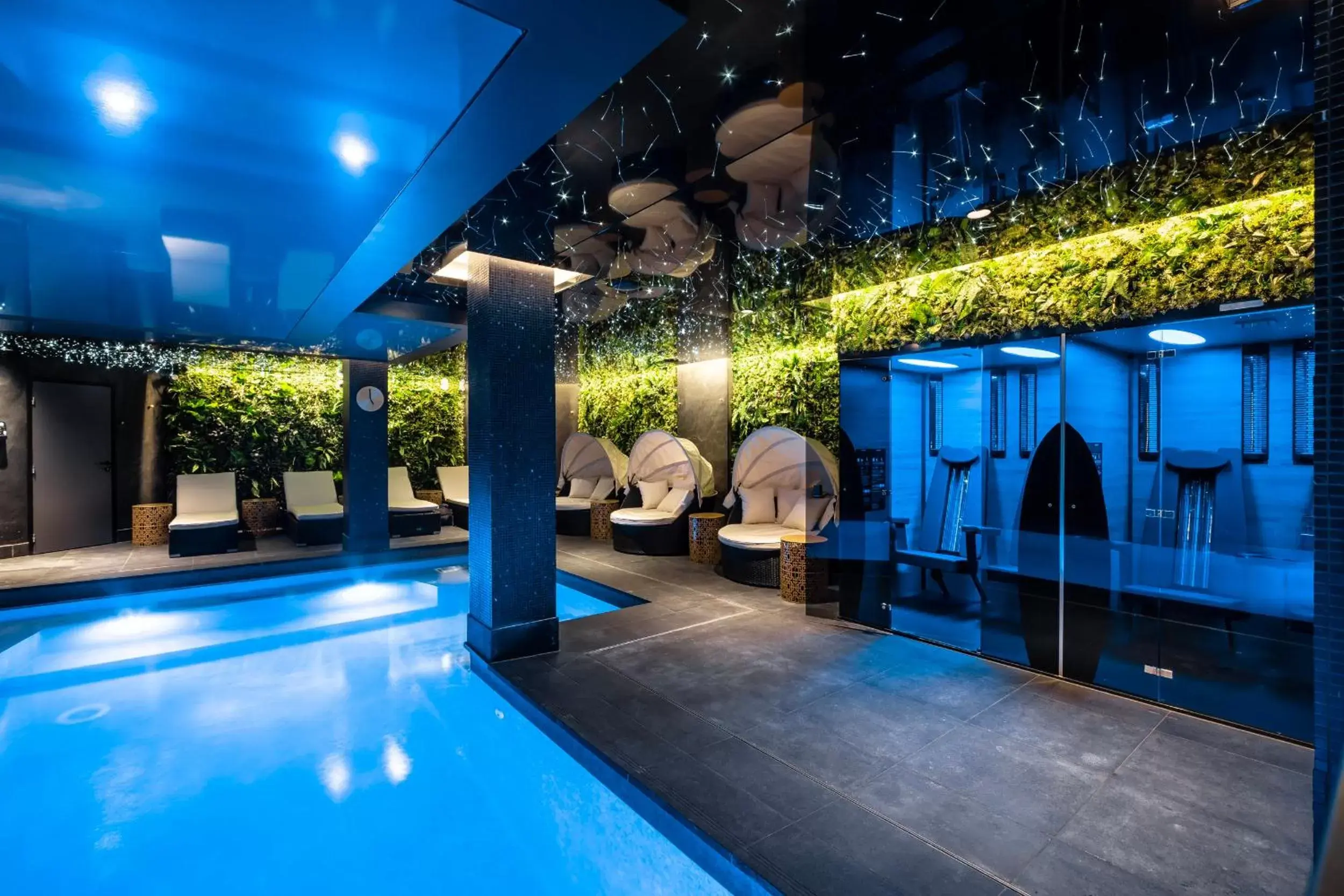 View (from property/room) in voco Strasbourg Centre - The Garden by IHG View (from property/room) in voco Strasbourg Centre - The Garden by IHG