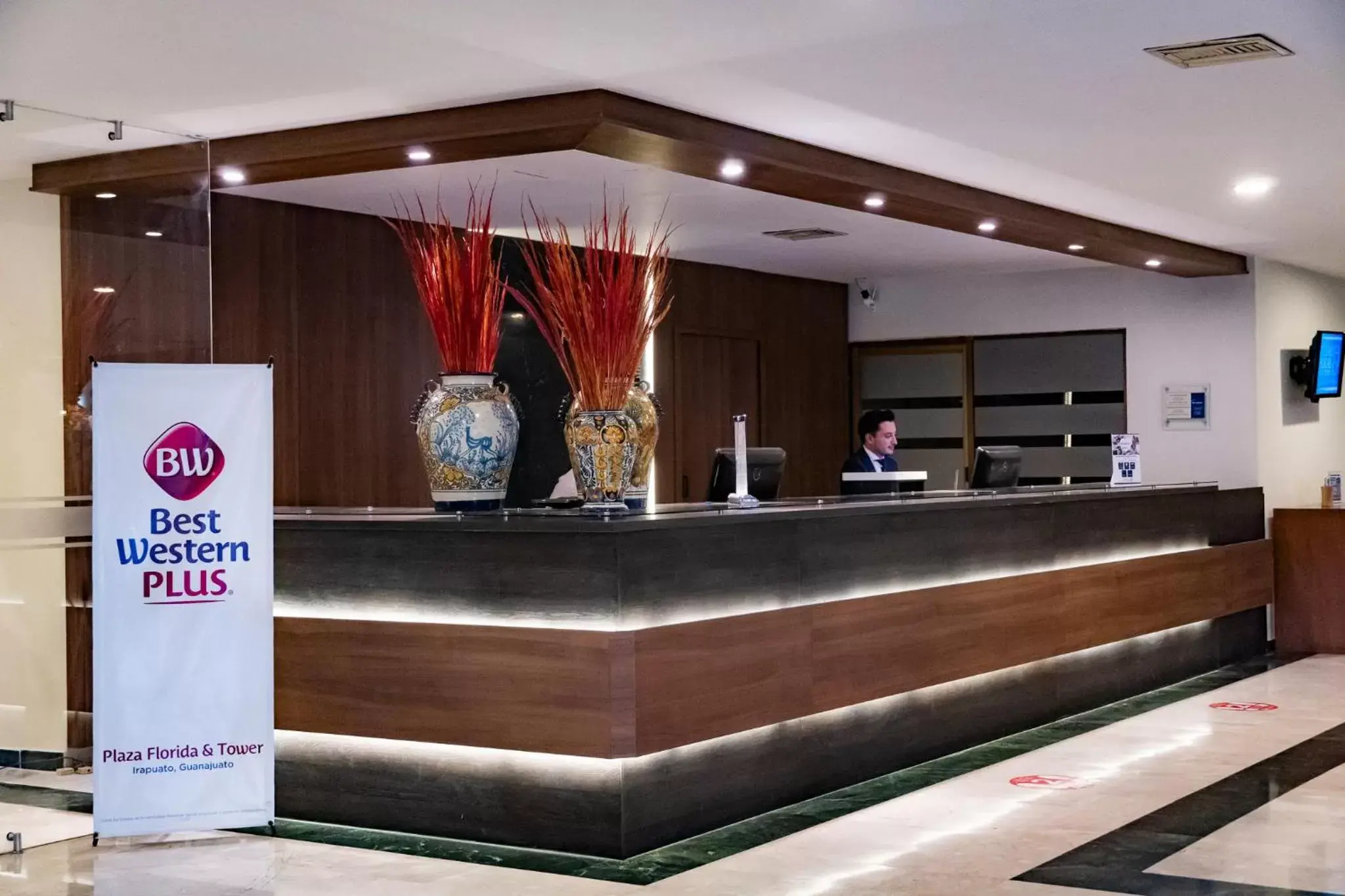 Lobby/Reception in Best Western PLUS Plaza Florida & Tower