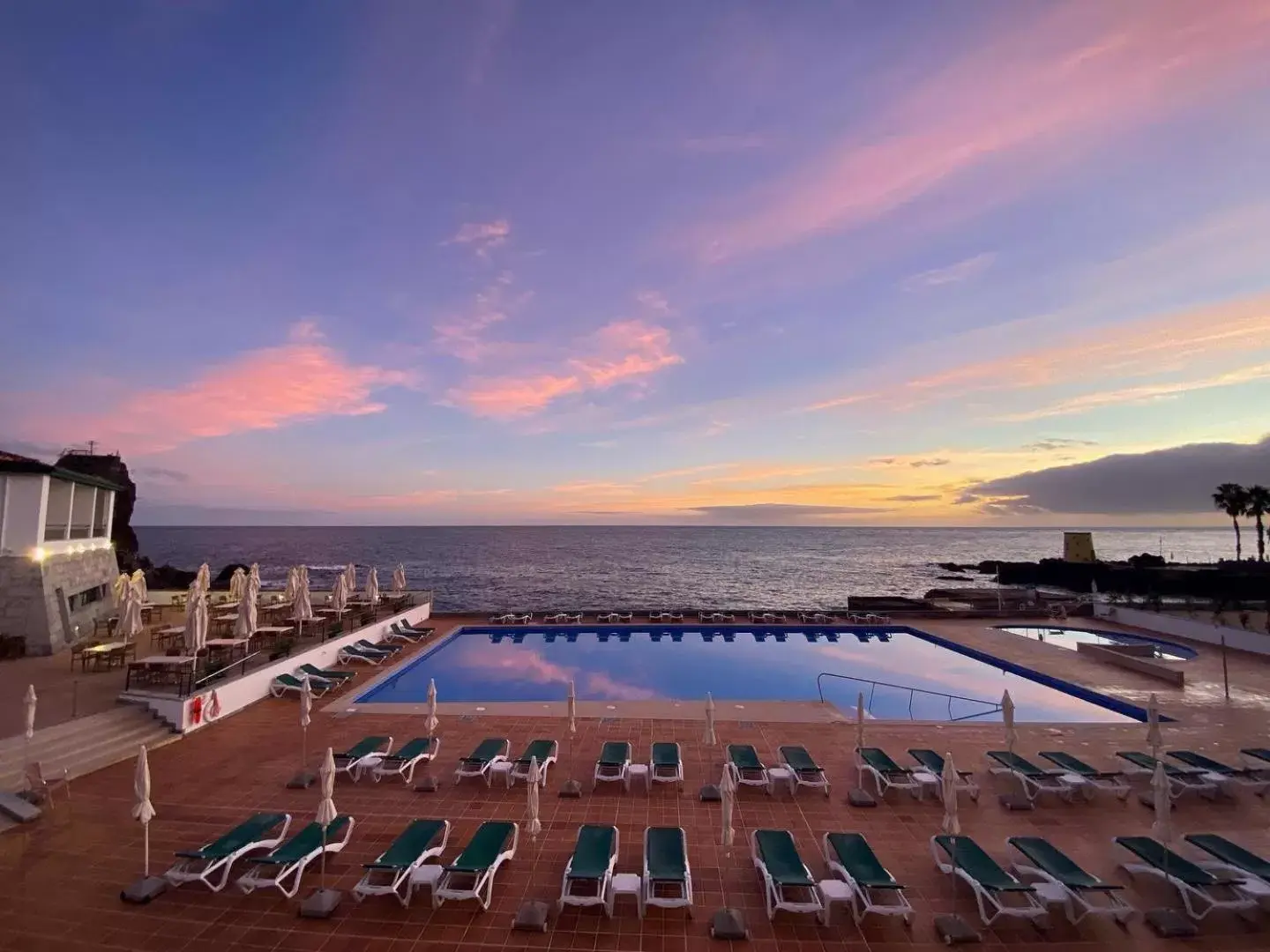 Pool view, Swimming Pool in Quinta Da Penha De Franca