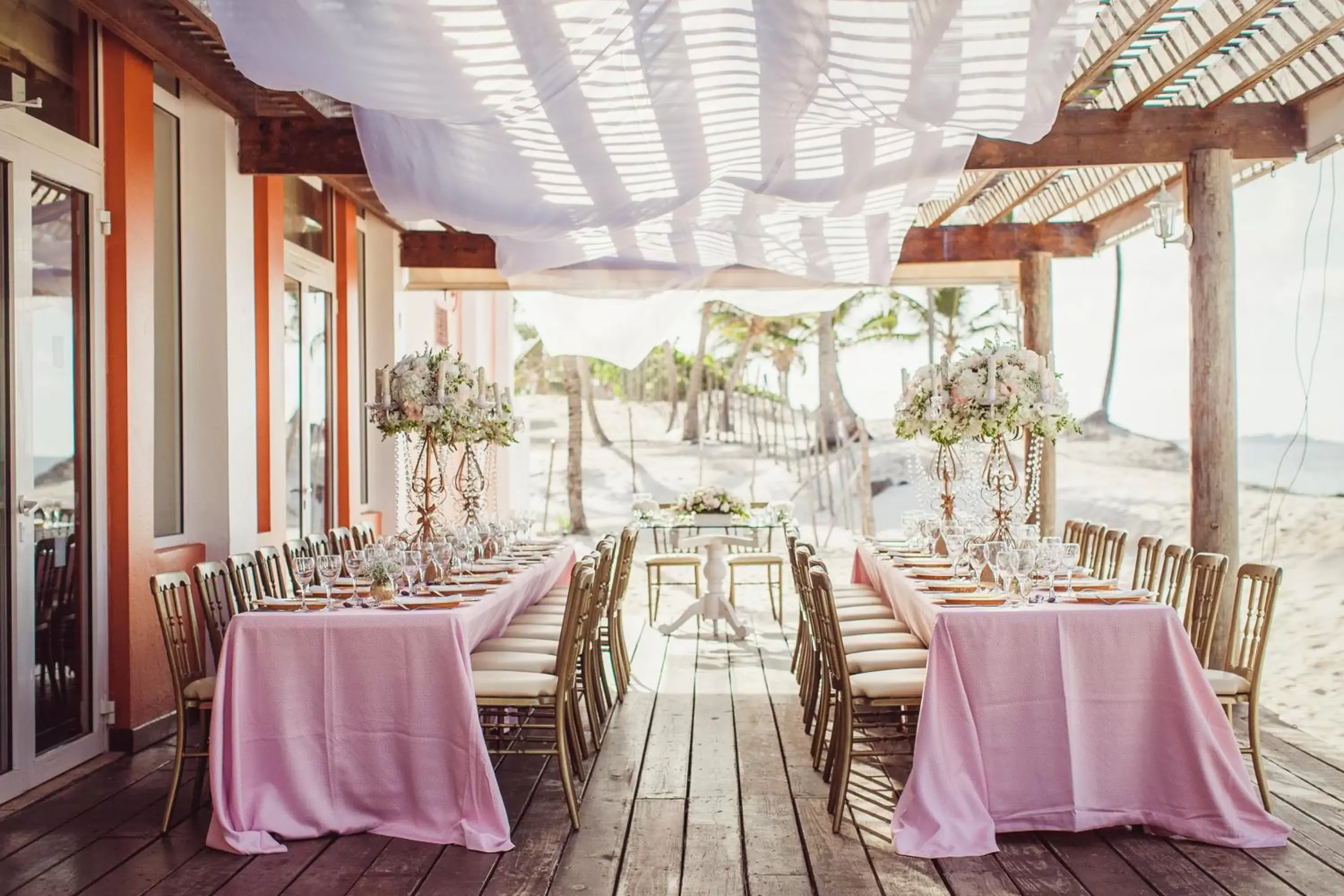 Restaurant/places to eat in Occidental Caribe - All Inclusive Restaurant/places to eat in Occidental Caribe - All Inclusive