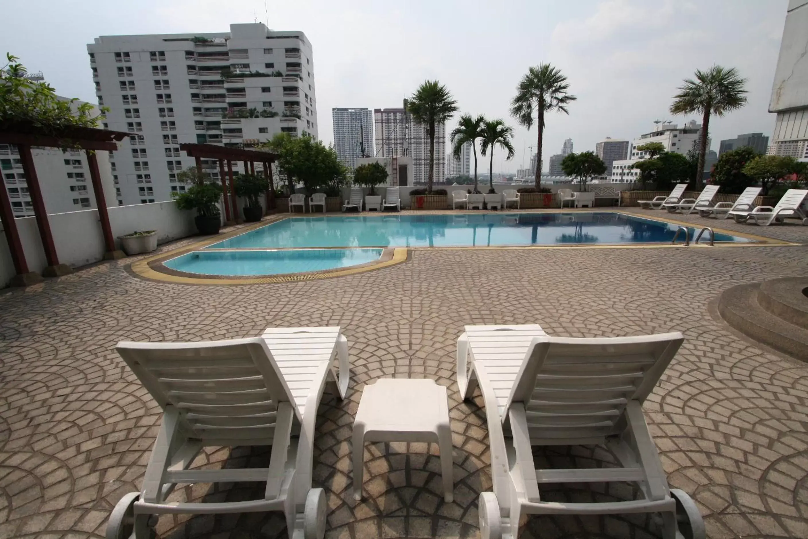 Swimming Pool in Baiyoke Suite Hotel