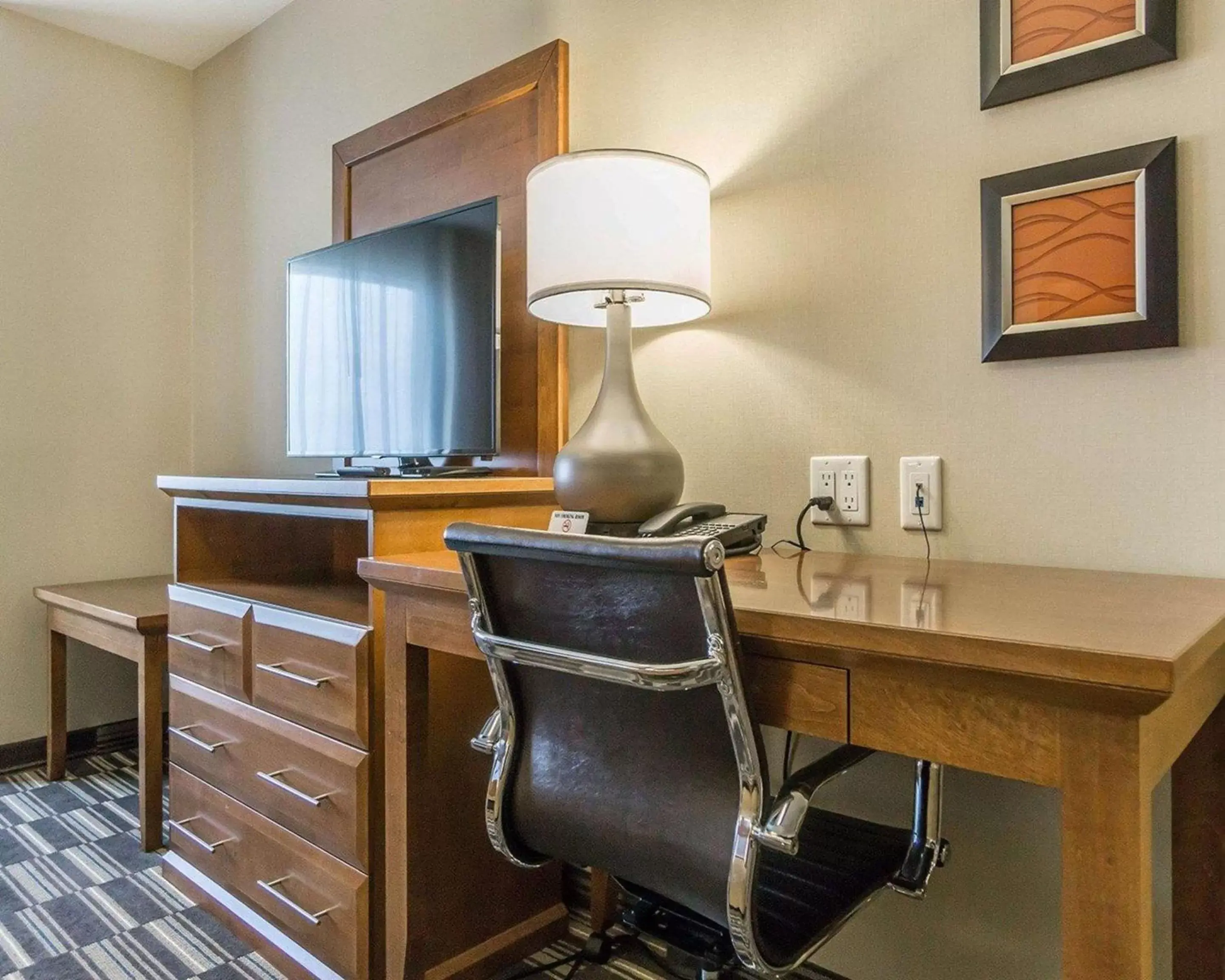 Photo of the whole room in Comfort Inn & Suites Edmonton International Airport