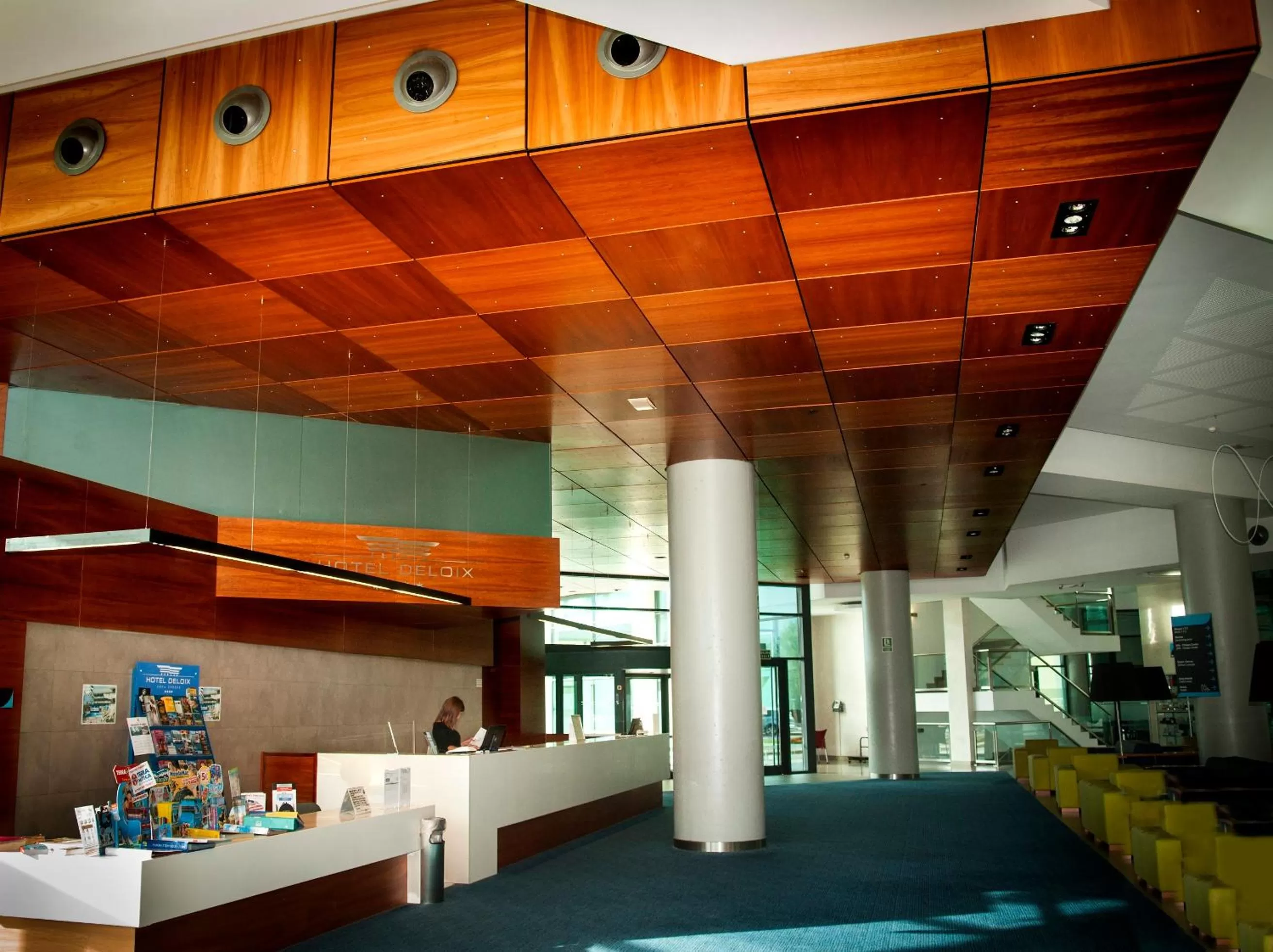 Lobby or reception in Hotel Deloix 4* Sup