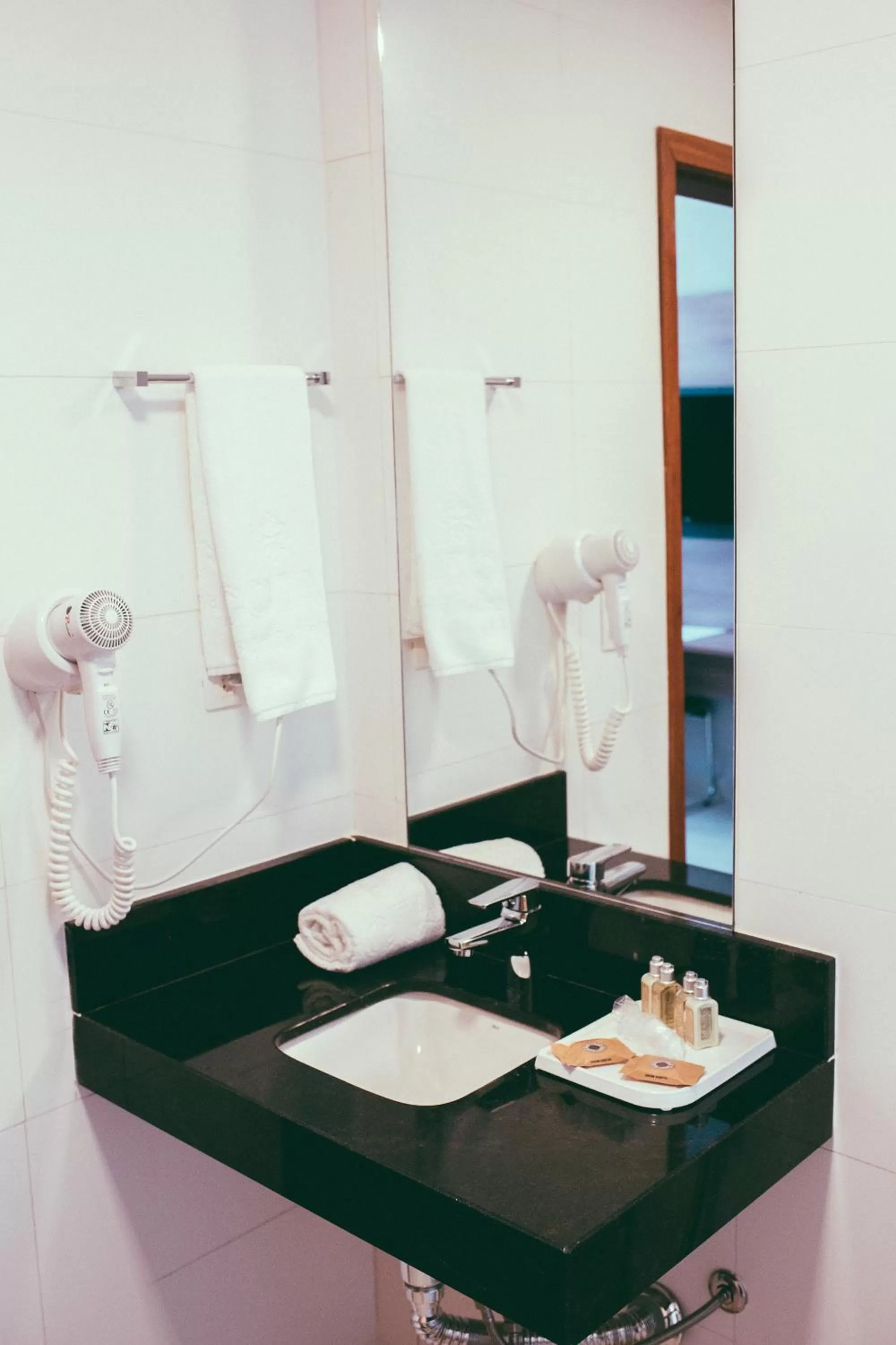 Bathroom in Occitano Apart Hotel