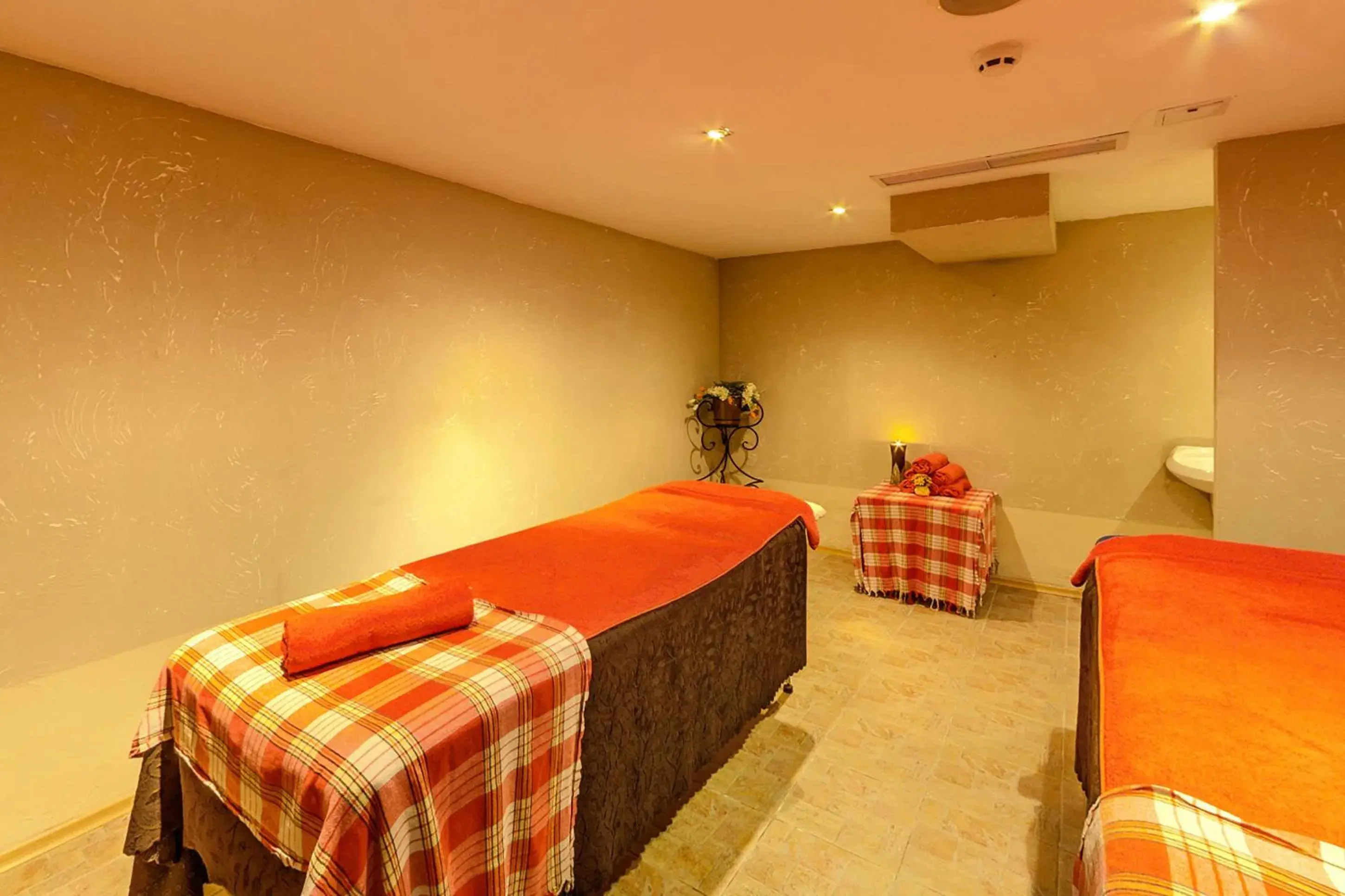 Massage, Bed in Festa Pomorie Resort