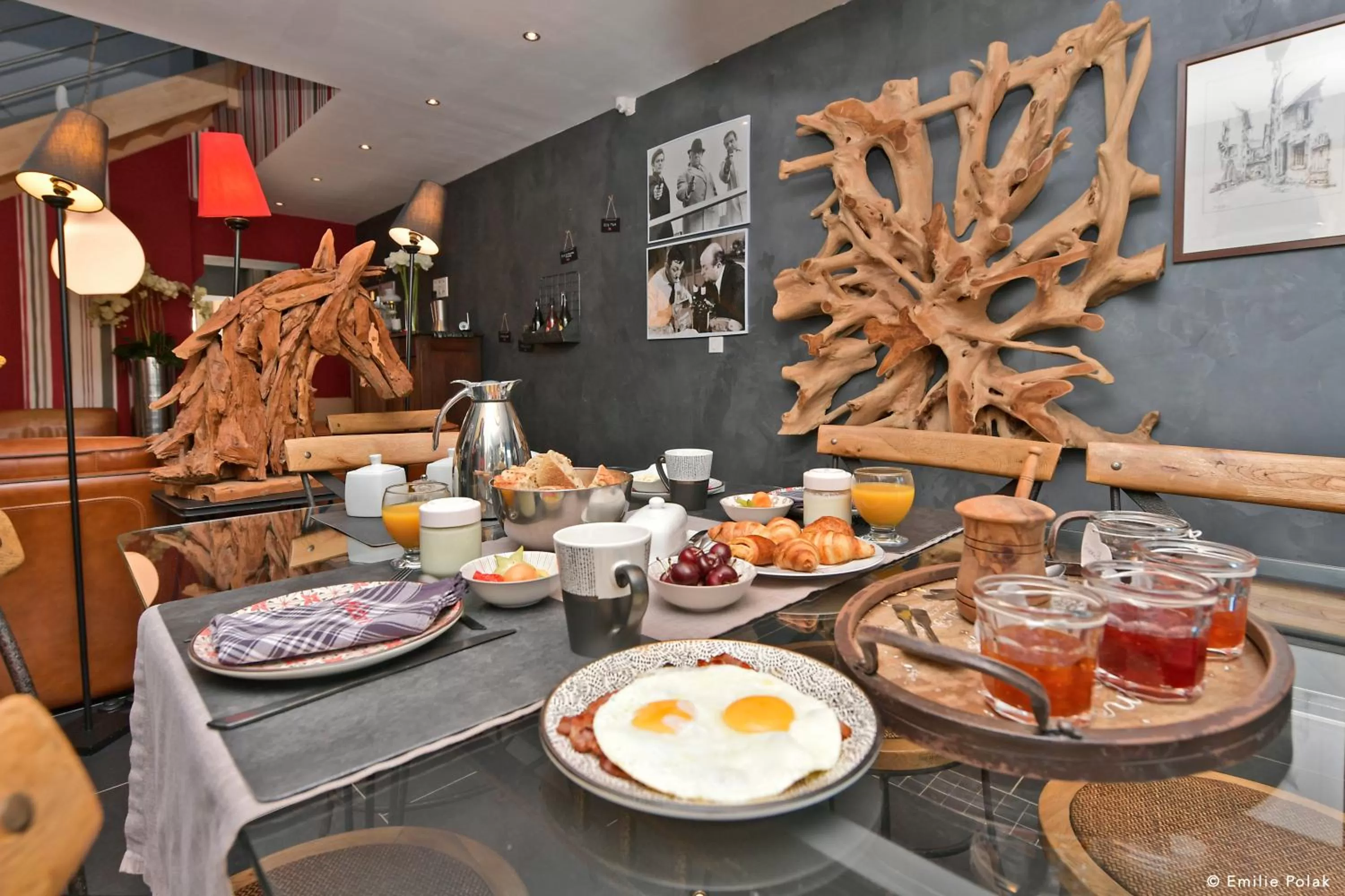 Food and drinks in Chambres d'Hôtes La Filature