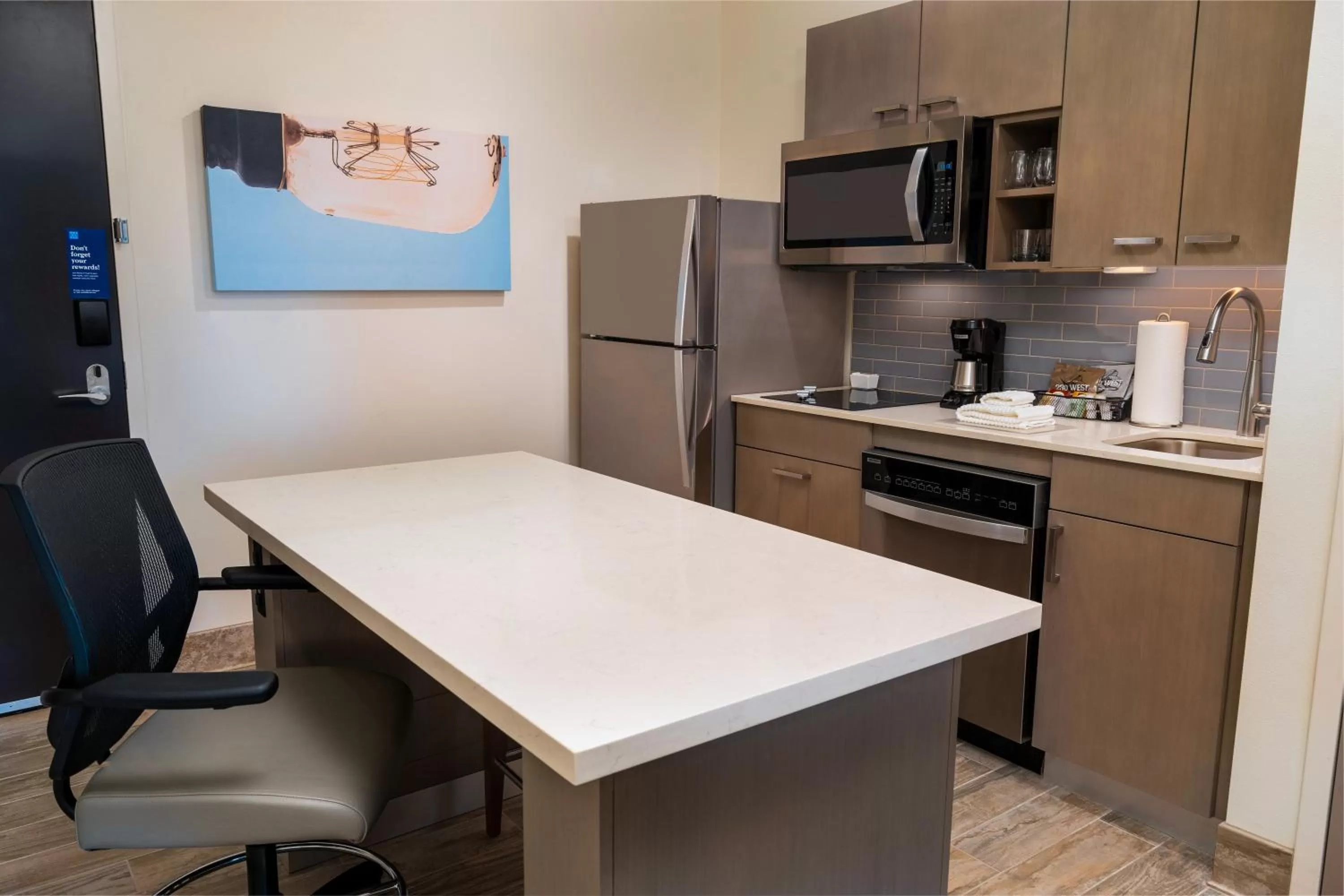 Kitchen or kitchenette in Hyatt House Nashville/Franklin/Cool Springs