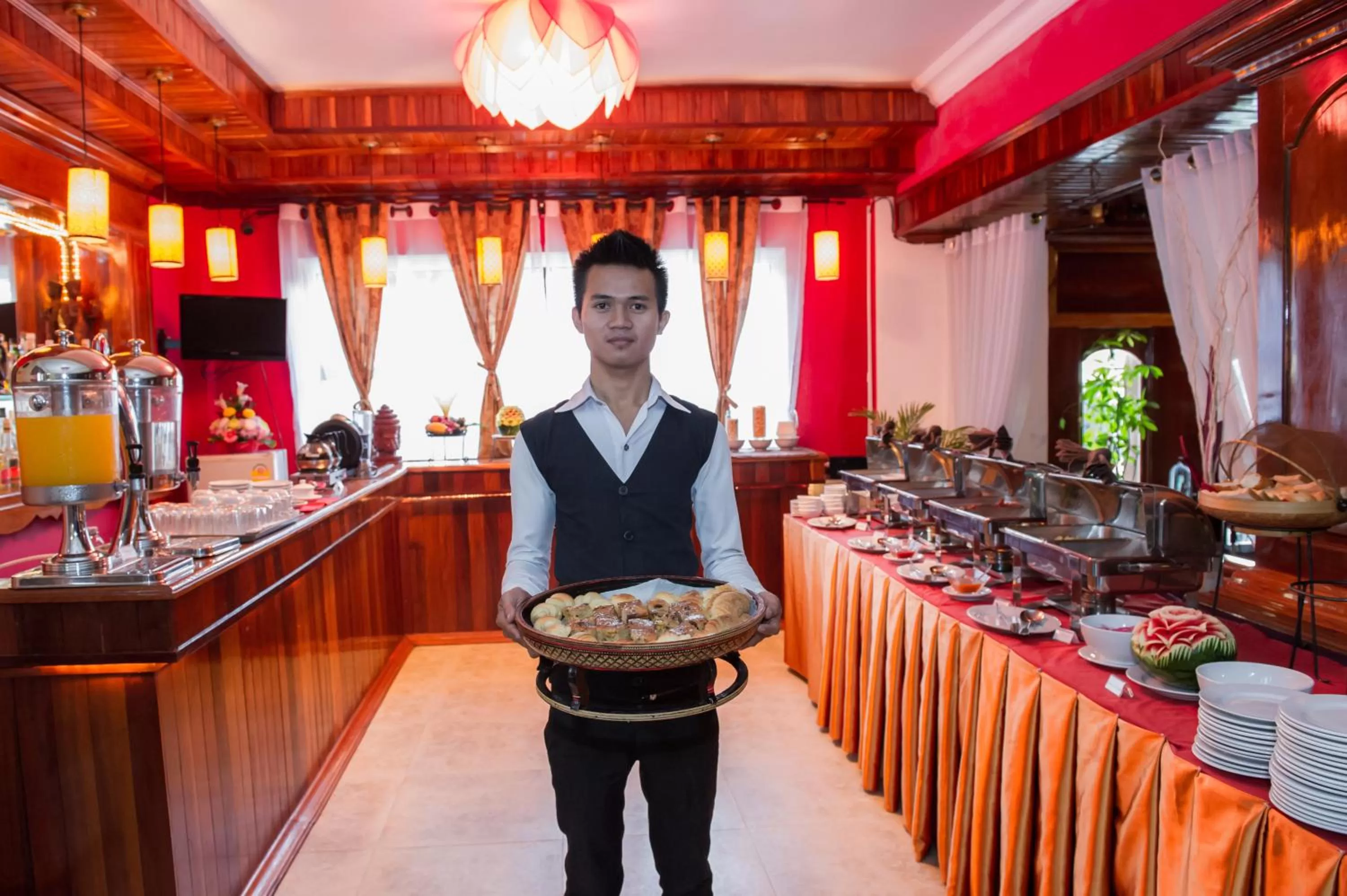 Restaurant/places to eat in Angkor Pearl Hotel