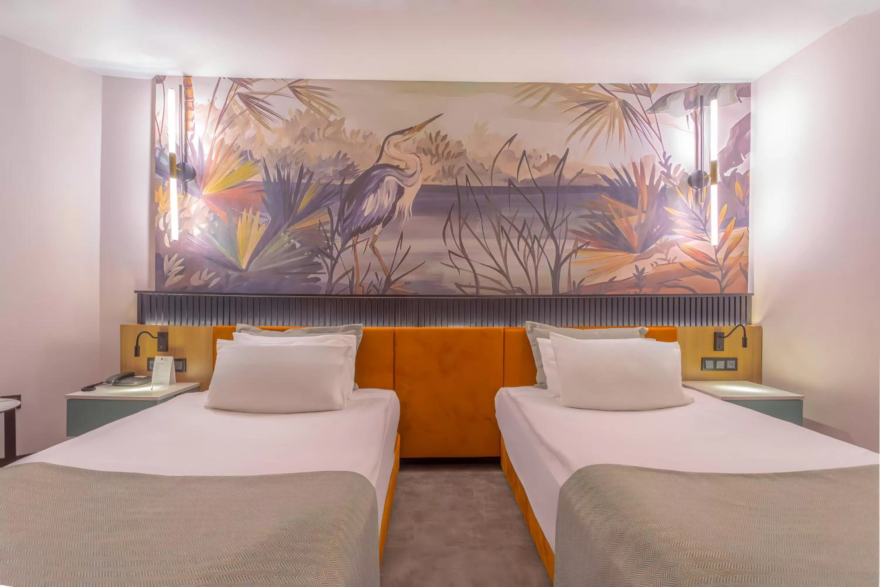 Bed in Best Western Plus Khan Hotel