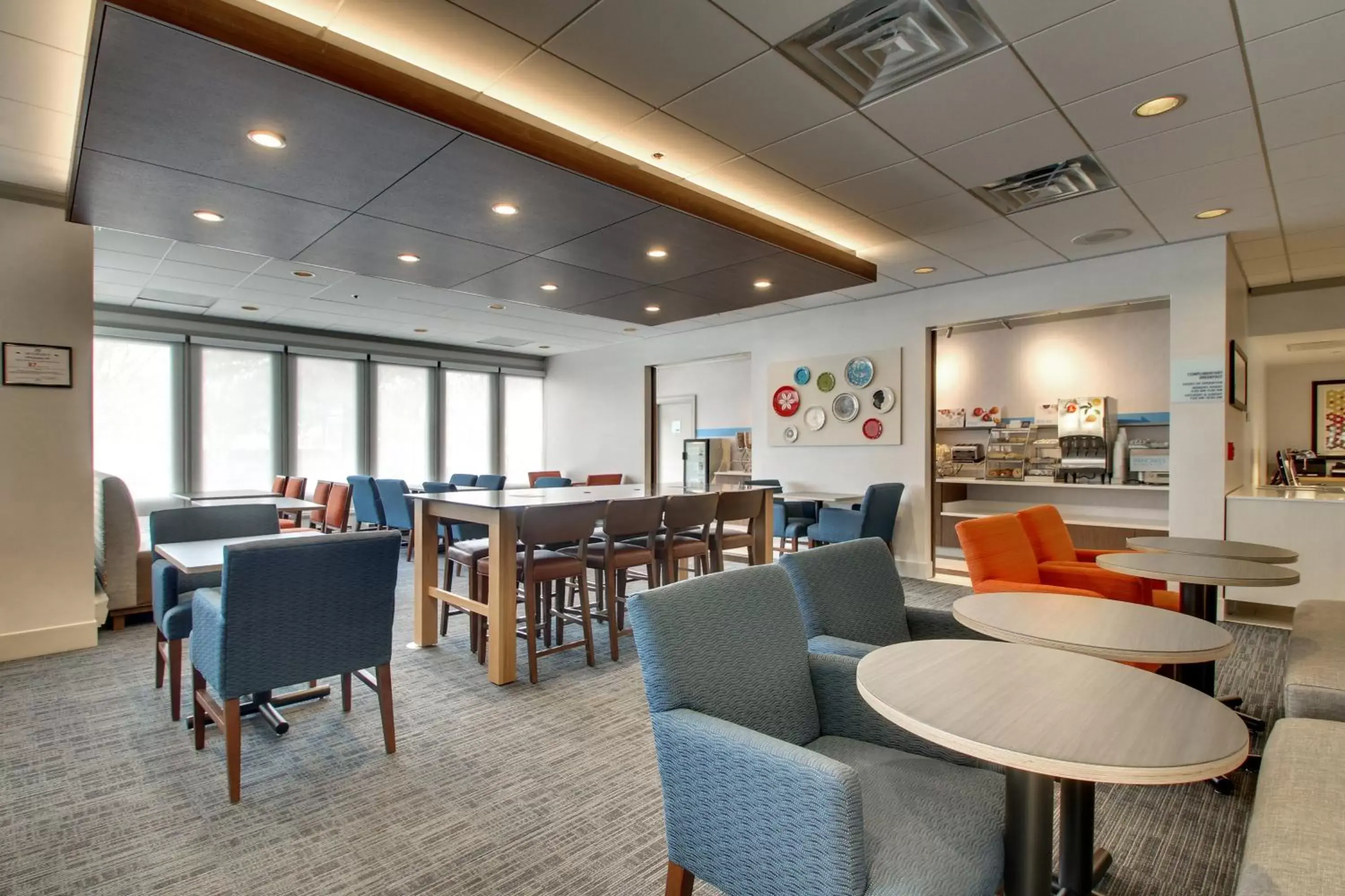 Breakfast, Restaurant/Places to Eat in Holiday Inn Express Poughkeepsie, an IHG Hotel
